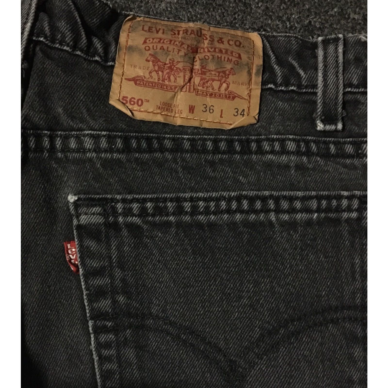 Levi's VINTAGE Levi's 560 Jeans Mens 35 USA 80s 90s Faded Distress Grunge Biker Punk Skate Cowboy Size US 36 / EU 52 - 3 Thumbnail