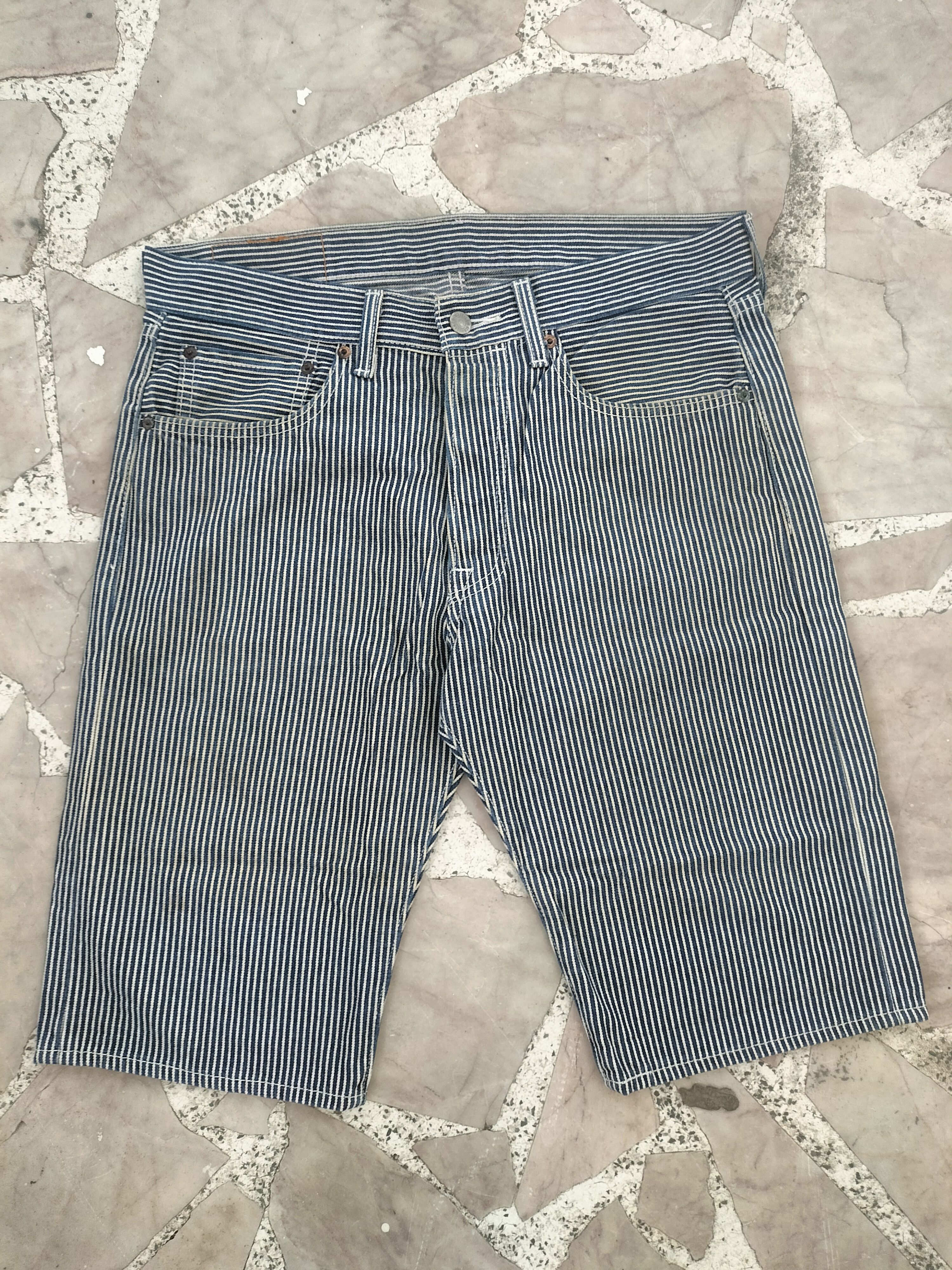 Levi's Levis 501 Short Pants Button Fly Size US 32 / EU 48 - 2 Thumbnail