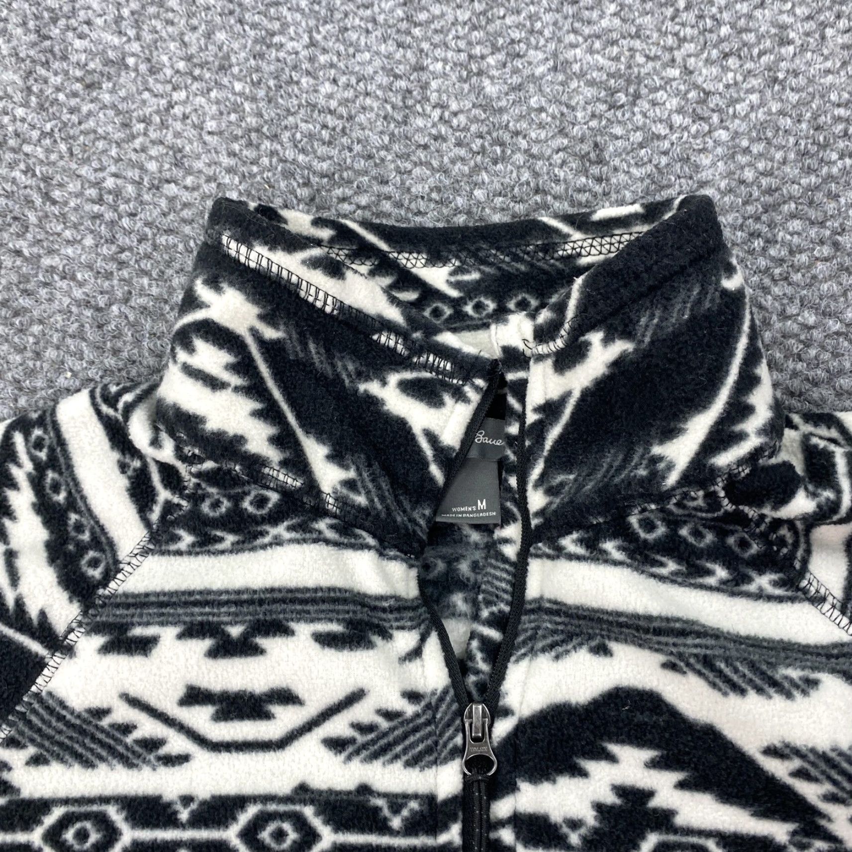 Eddie Bauer Eddie Bauer Pullover Womens Medium Black White Fleece Aztec Pattern 1/4 Zip Outdoors Sweatshirt Shirt Size M / US 6-8 / IT 42-44 - 2 Thumbnail