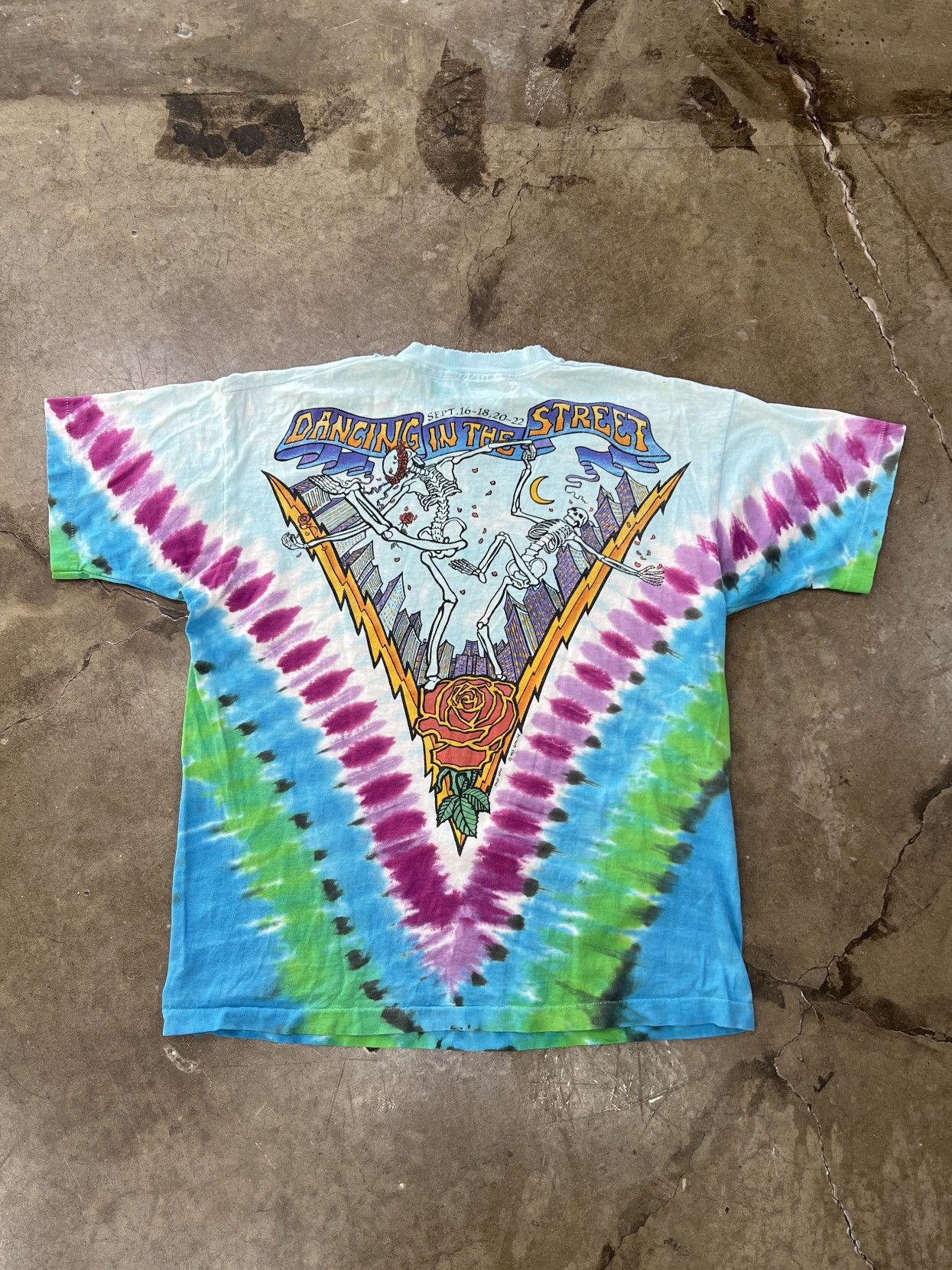 Band Tees × Liquid Blue × Vintage Vintage 90s Grateful Dead NewYork City Single Stitch Tee XL Size US XL / EU 56 / 4 - 6 Thumbnail