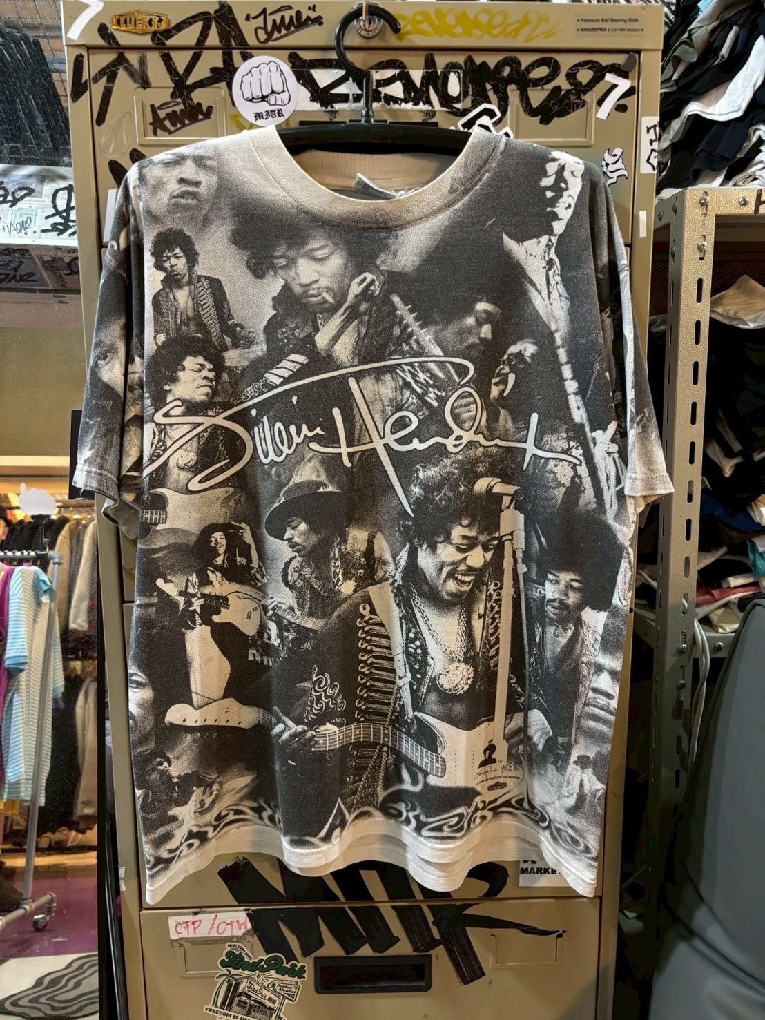 Band Tees Vintage Jimi Hendrix 1996’s Size US XL / EU 56 / 4 - 1 Thumbnail