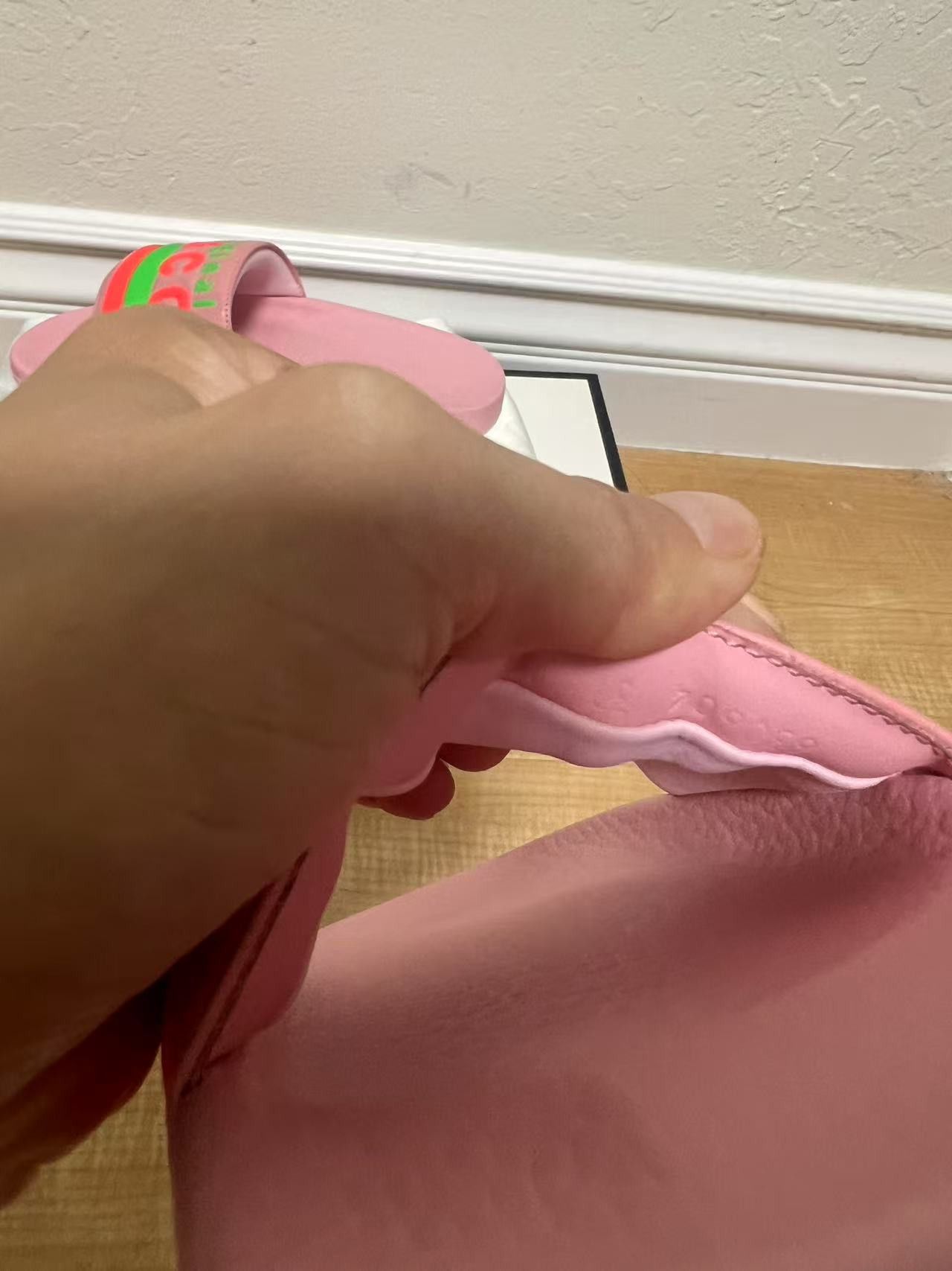 Gucci women gucci slide original pink Size US 7 / IT 37 - 3 Thumbnail