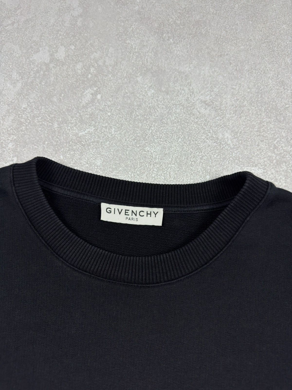 Givenchy Givenchy Band Insert Crew Neck Black/Red Sweatshirt size M Size US M / EU 48-50 / 2 - 4 Thumbnail