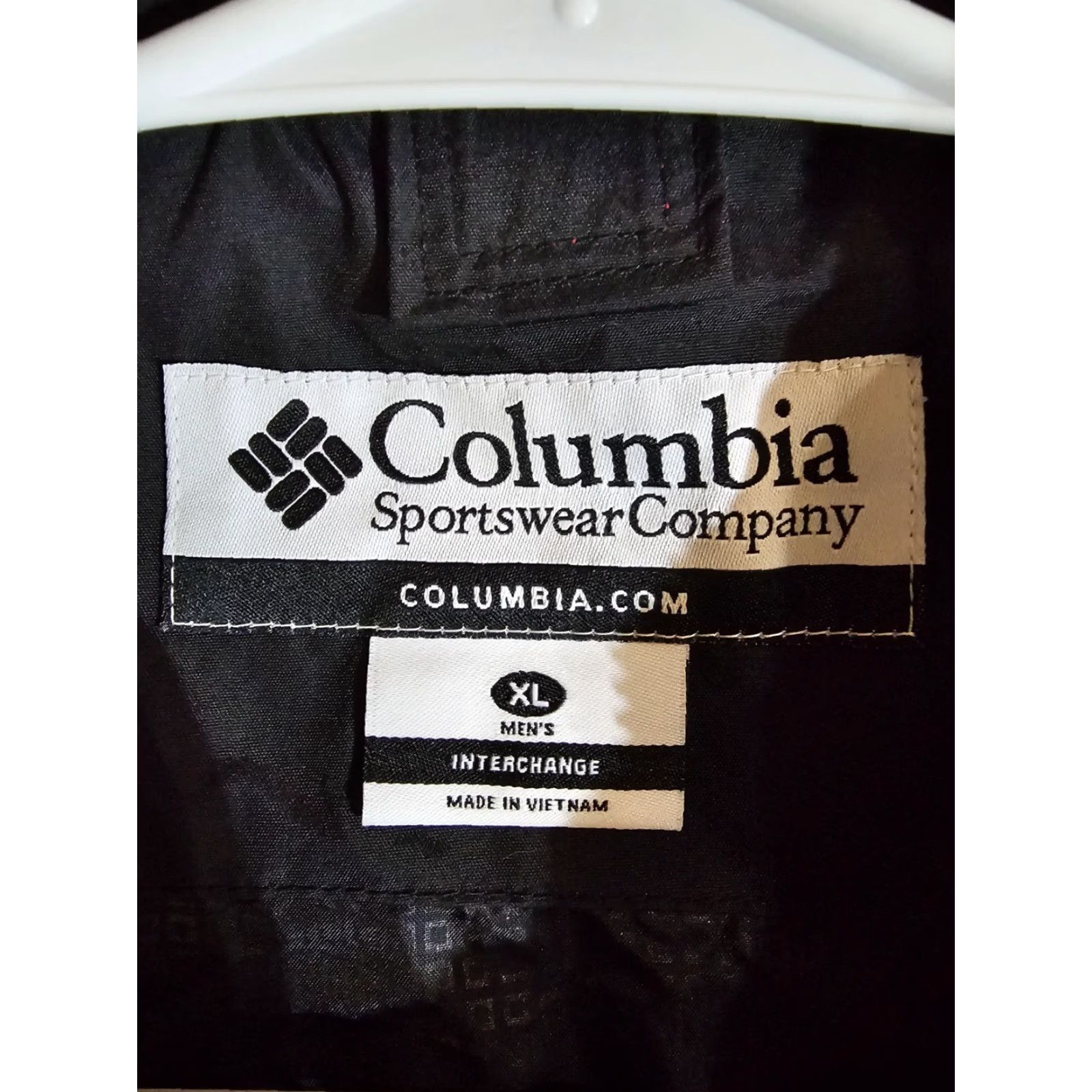 Vintage VINTAGE Columbia Interchange Lined Winter Full Zip Jacket Mens XL Black/Red Hooded Size US XL / EU 56 / 4 - 5 Thumbnail