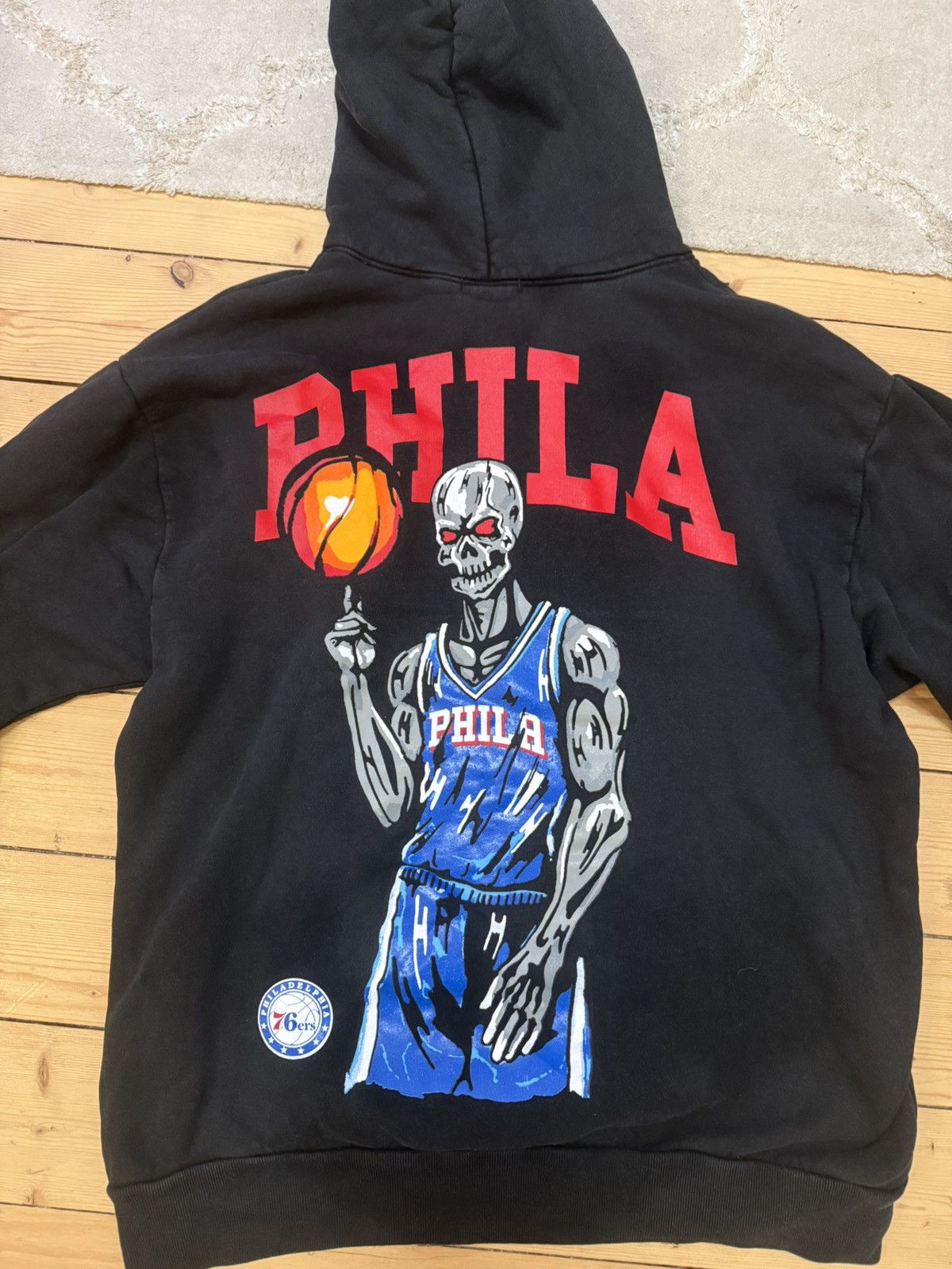 NBA × Warren Lotas Warren Lotas Hoodie Philadelphia 76ers NBA Gr. L Size US L / EU 52-54 / 3 - 2 Thumbnail