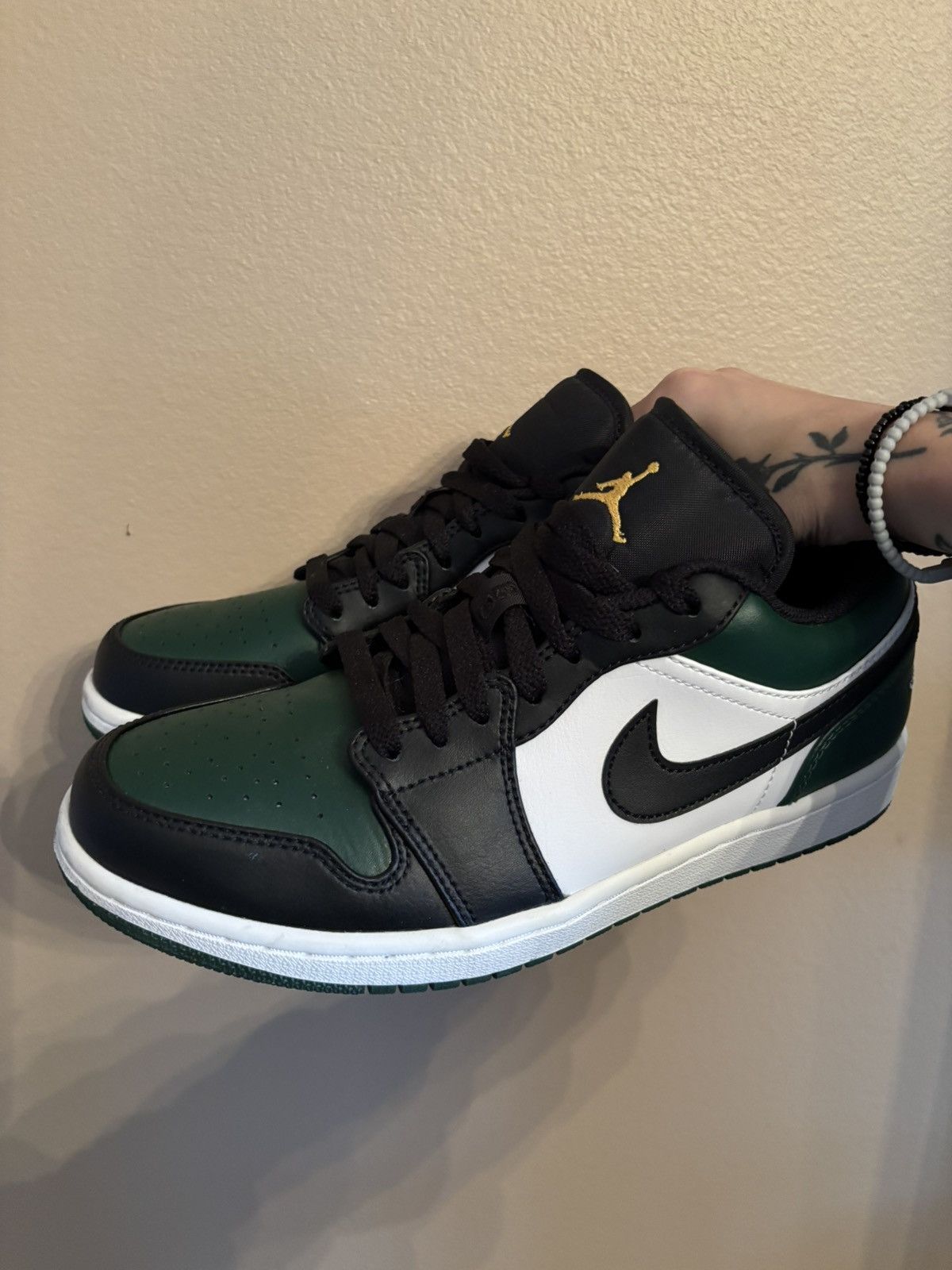 Jordan Brand Air Jordan 1 Low 'Green Toe' Size US 7 / EU 40 - 6 Thumbnail