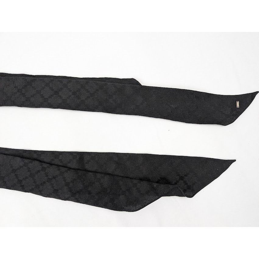 Saint Laurent Paris o1rshd1 Size: OS / Diamond lavallière Scarf in Silk Jacquard Size ONE SIZE - 7 Thumbnail