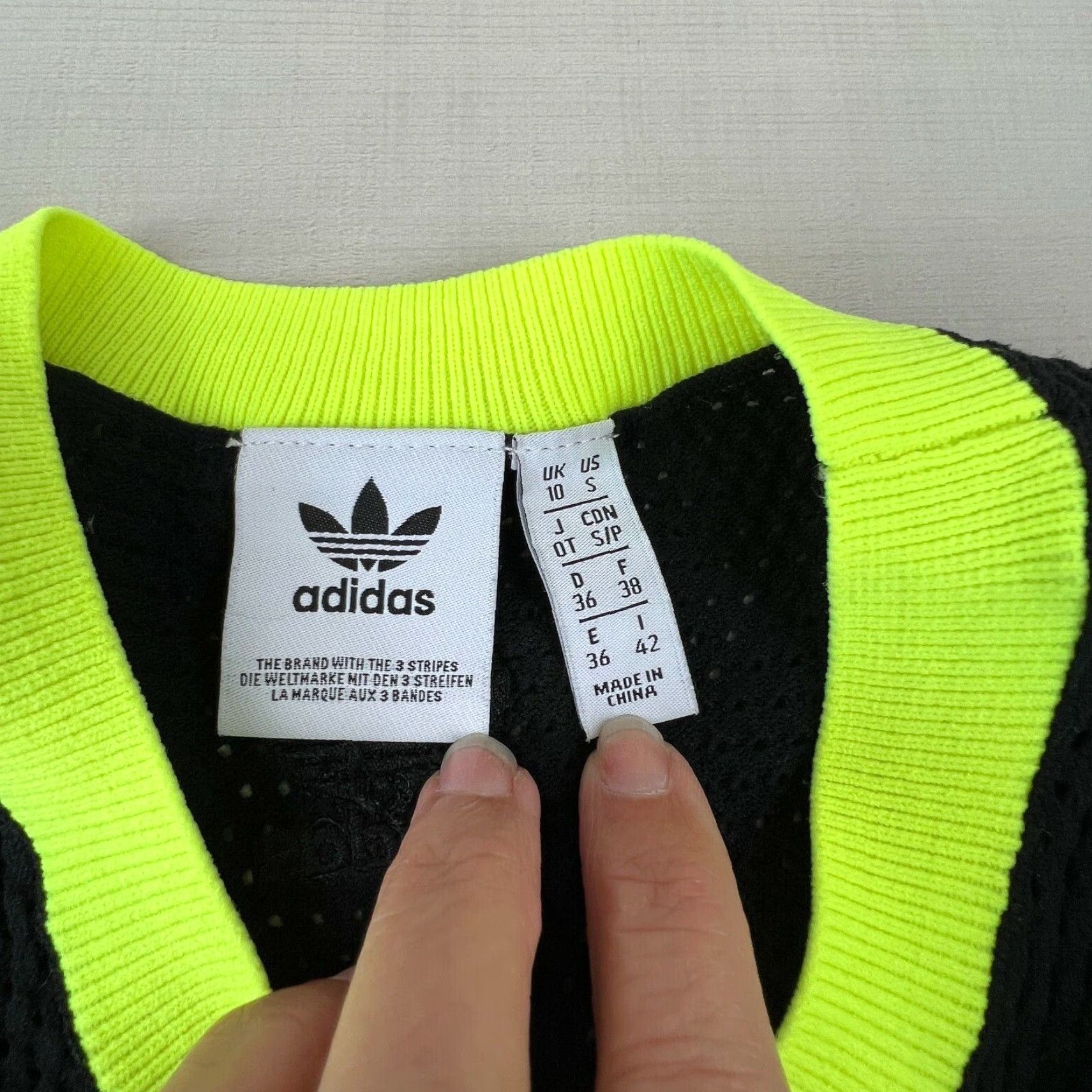Adidas Adidas Mens Small Black Yellow Athletic Tank Top Sleeveless Mesh Size US S / EU 44-46 / 1 - 3 Thumbnail