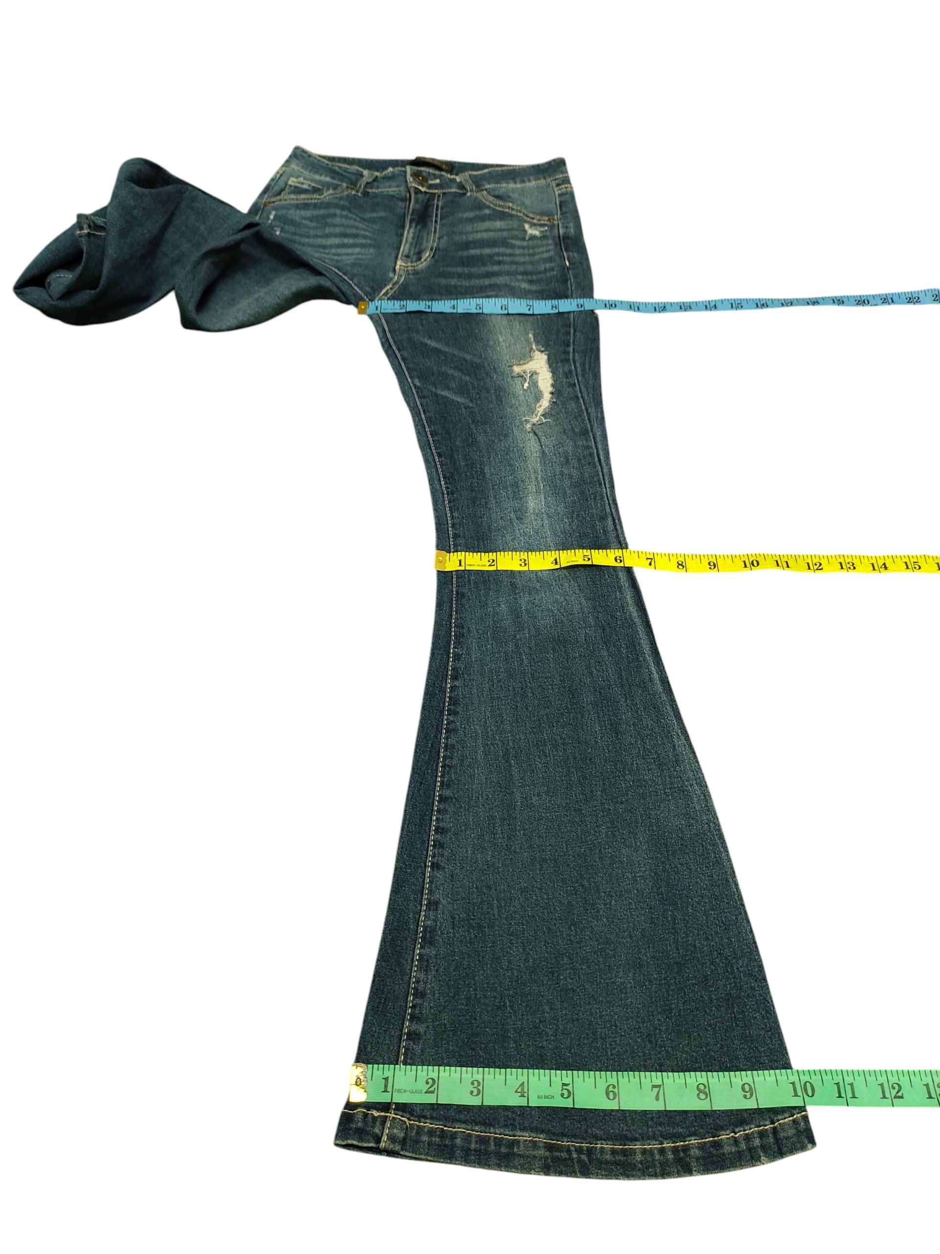 If Six Was Nine Flare Jeans Gorge Distress Denim Bootcut Low Rise Size US 26 / EU 42 - 17 Thumbnail
