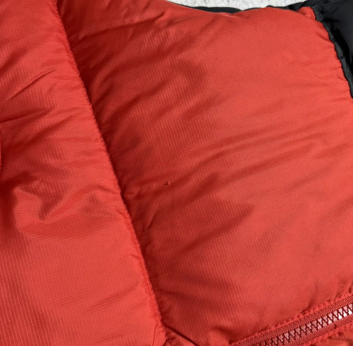 The North Face The North Face 700 Down Puffer Vest Nuptse Hype Size US S / EU 44-46 / 1 - 13 Thumbnail