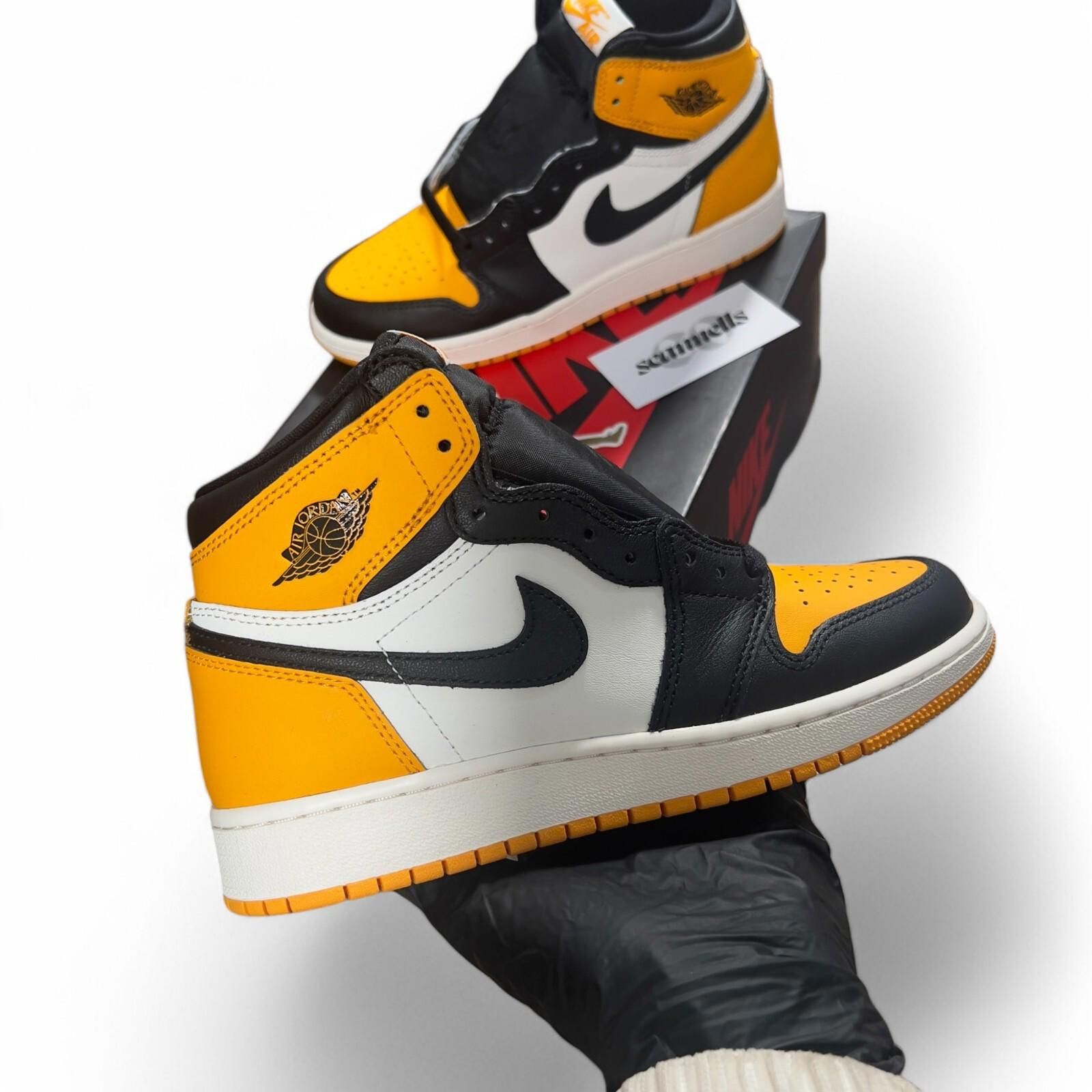 Nike Nike Air Jordan 1 High OG GS Taxi Black Yellow UK 4.5 Size US 5 / EU 37 - 1 Thumbnail