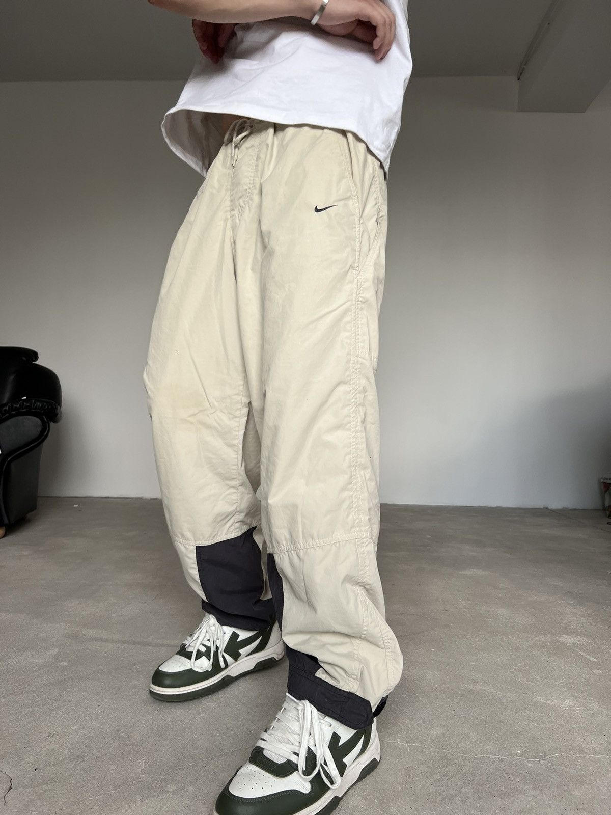 Nike × Vintage Vintage Nike Track Pants Baggy Size US 34 / EU 50 - 1 Thumbnail