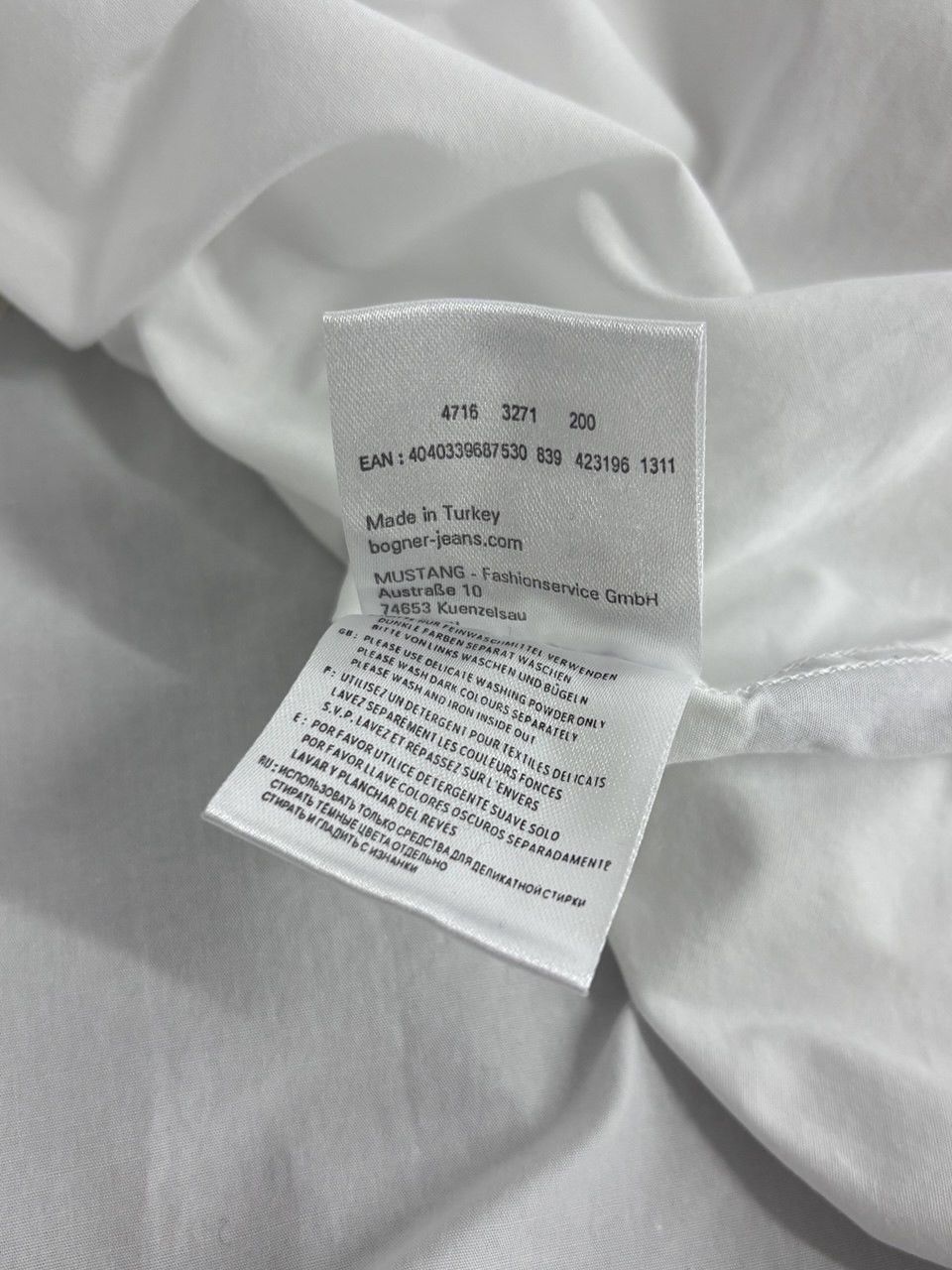 Bogner Vintage Bogner Jeans 2001 White Shirt Size US S / EU 44-46 / 1 - 20 Thumbnail