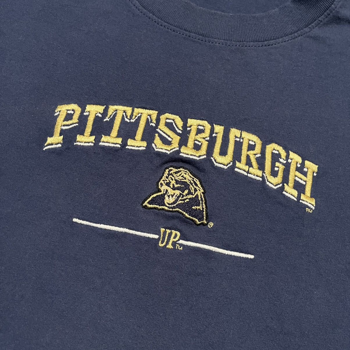 Vintage Vintage 2000s Pittsburgh Panthers Embroidered Logo Tee Shirt Size US M / EU 48-50 / 2 - 3 Thumbnail
