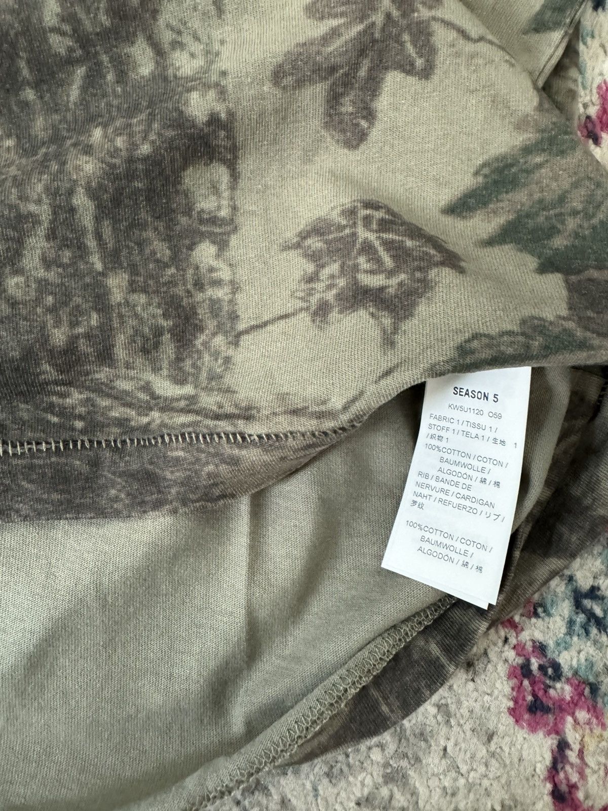 Yeezy UNRELEASED YEEZY SEASON 5 SAMPLE CAMO TEE DSWT SAMPLE Size US S / EU 44-46 / 1 - 3 Thumbnail