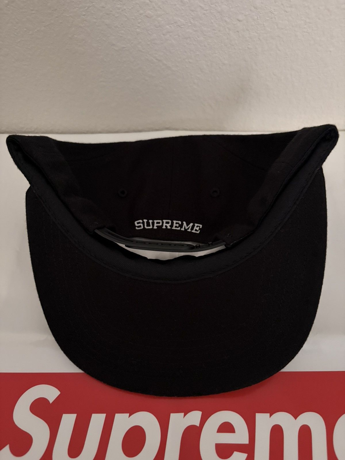 Supreme Supreme World Famous cap Black Size ONE SIZE - 6 Thumbnail