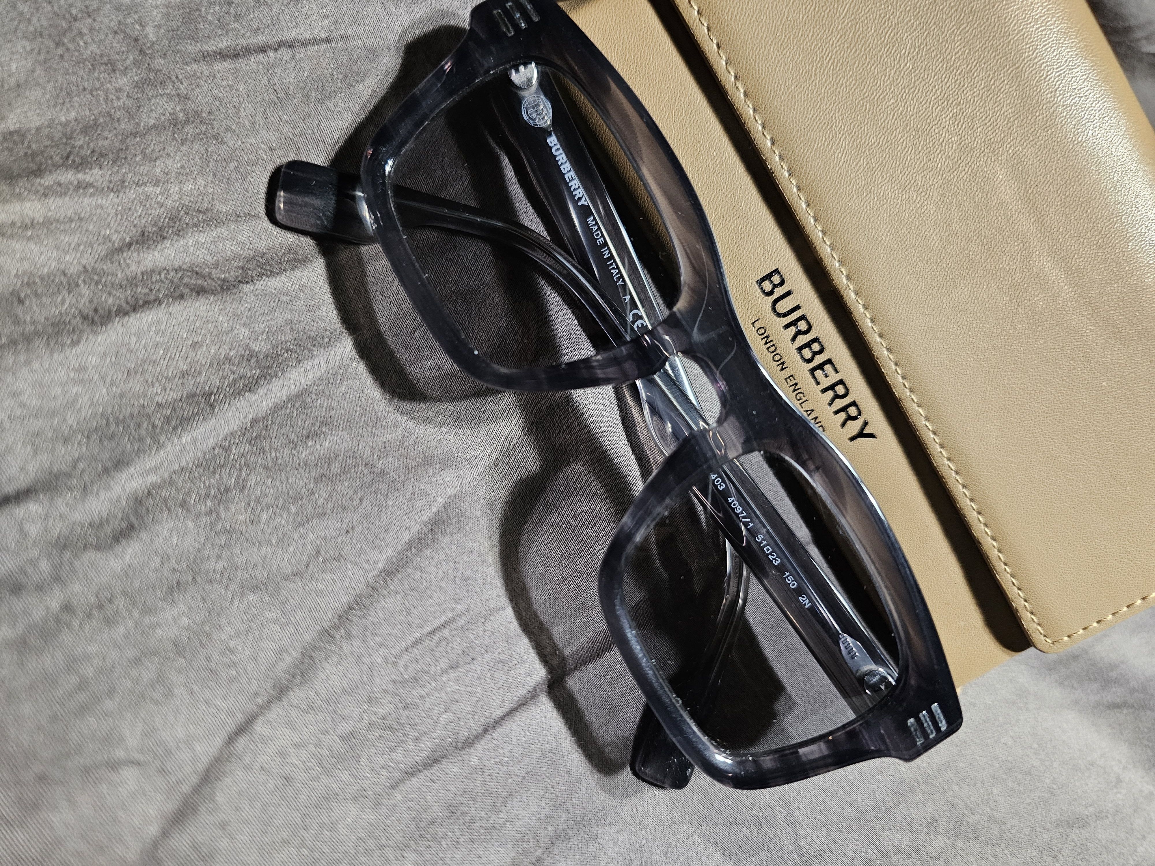 Burberry Burberry Sunglasses Size ONE SIZE - 2 Thumbnail