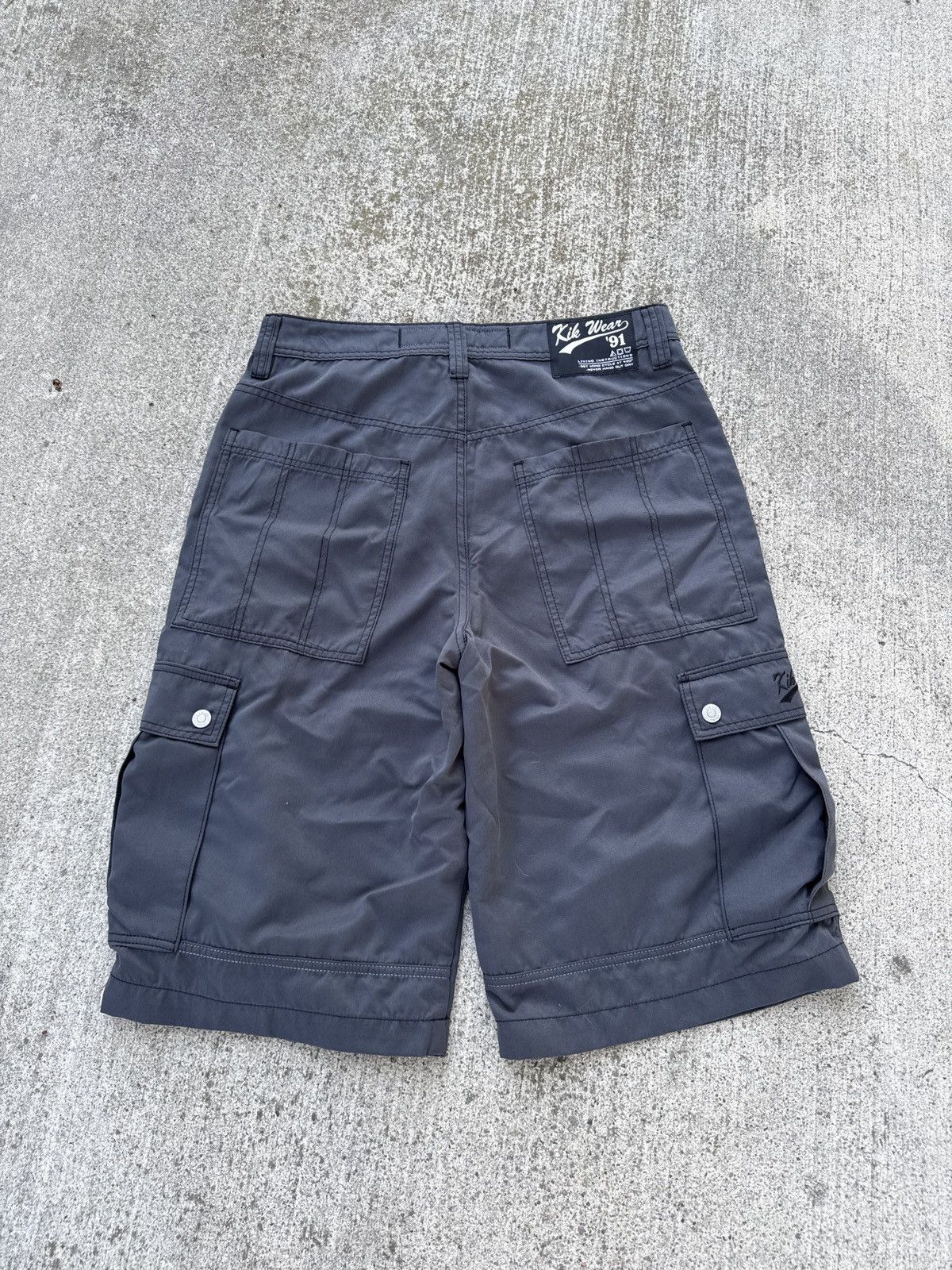 Other kikwear nylon microsuede cargo shorts Size US 32 / EU 48 - 3 Thumbnail