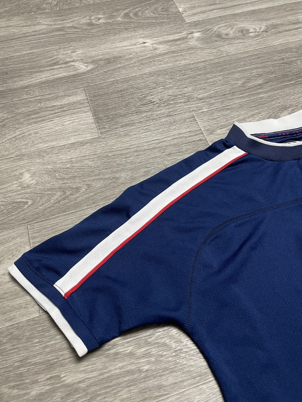 Umbro Vintage 90s Umbro Pro Training Retro Football Soccer Jersey Size US S / EU 44-46 / 1 - 4 Thumbnail