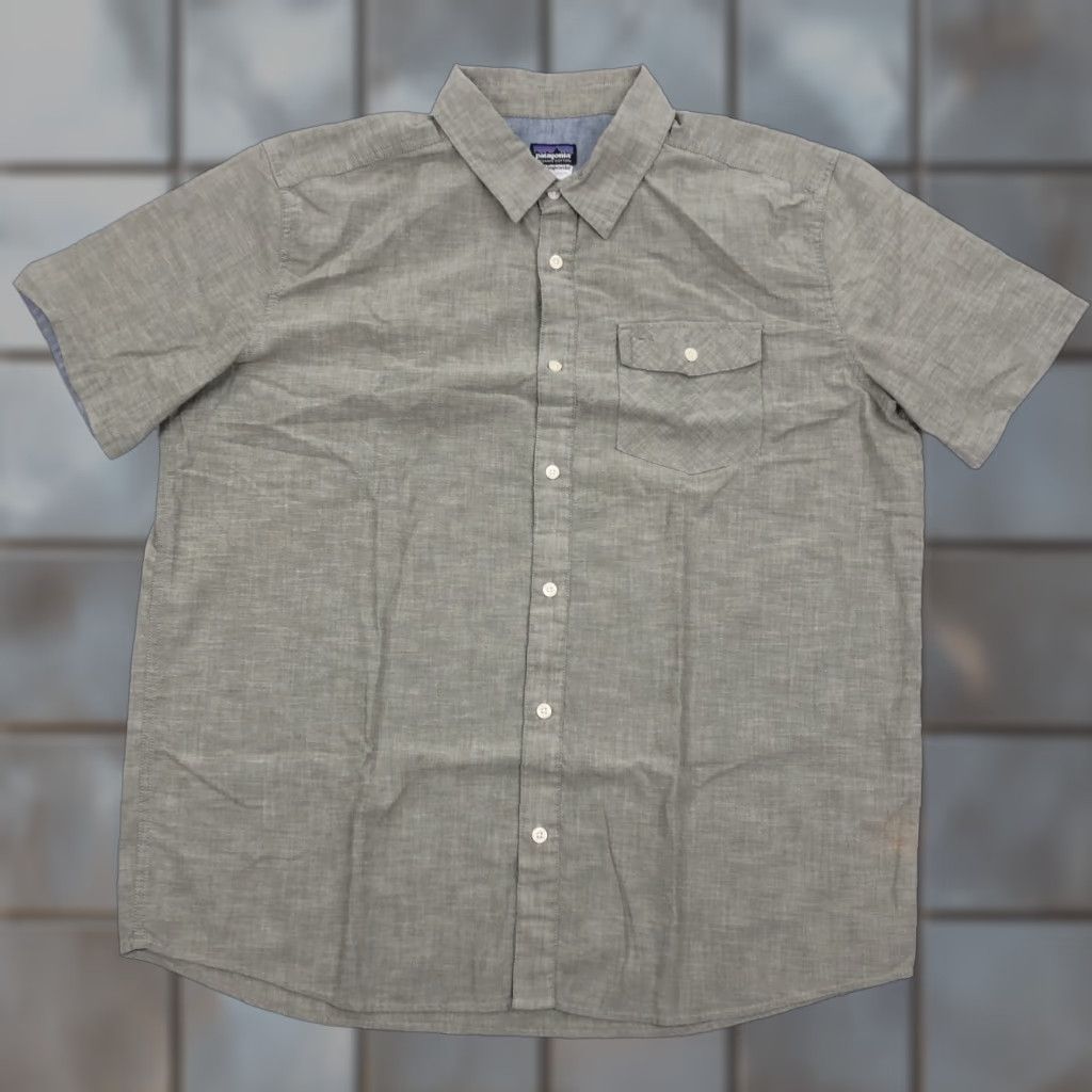 Patagonia Patagonia Shirt Men's XL Olive Green Organic Cotton Blend Chambray Short Sleeve Button-Down Casual Outdoor Modern 90s? Size US XL / EU 56 / 4 - 1 Thumbnail