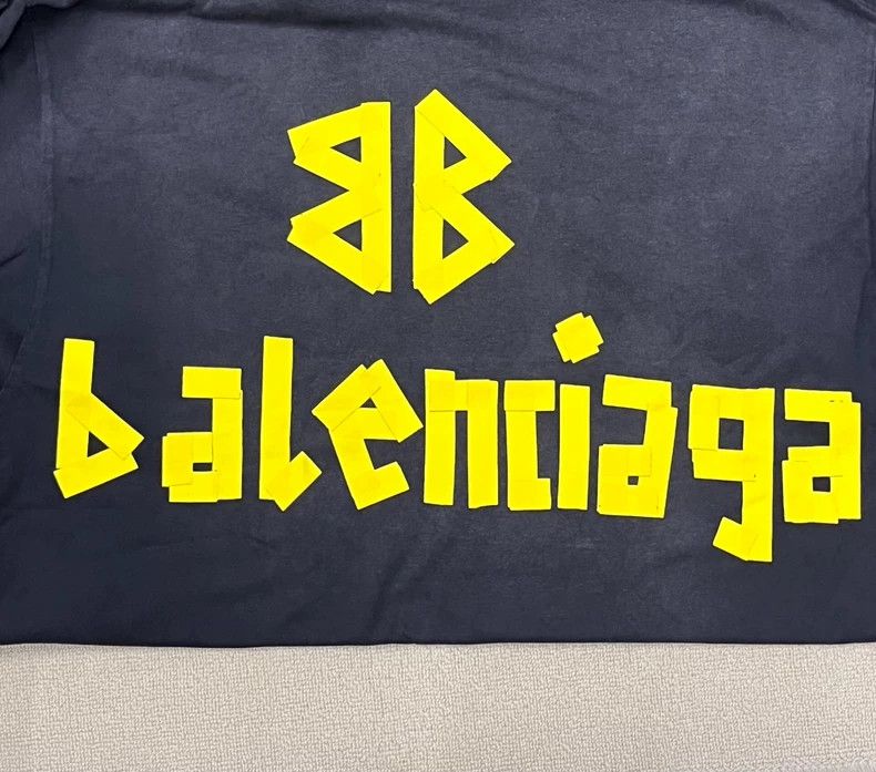 Balenciaga Balenciaga SS24 Taped monogrammed Logo printed Jersey crewn Size US S / EU 44-46 / 1 - 3 Thumbnail