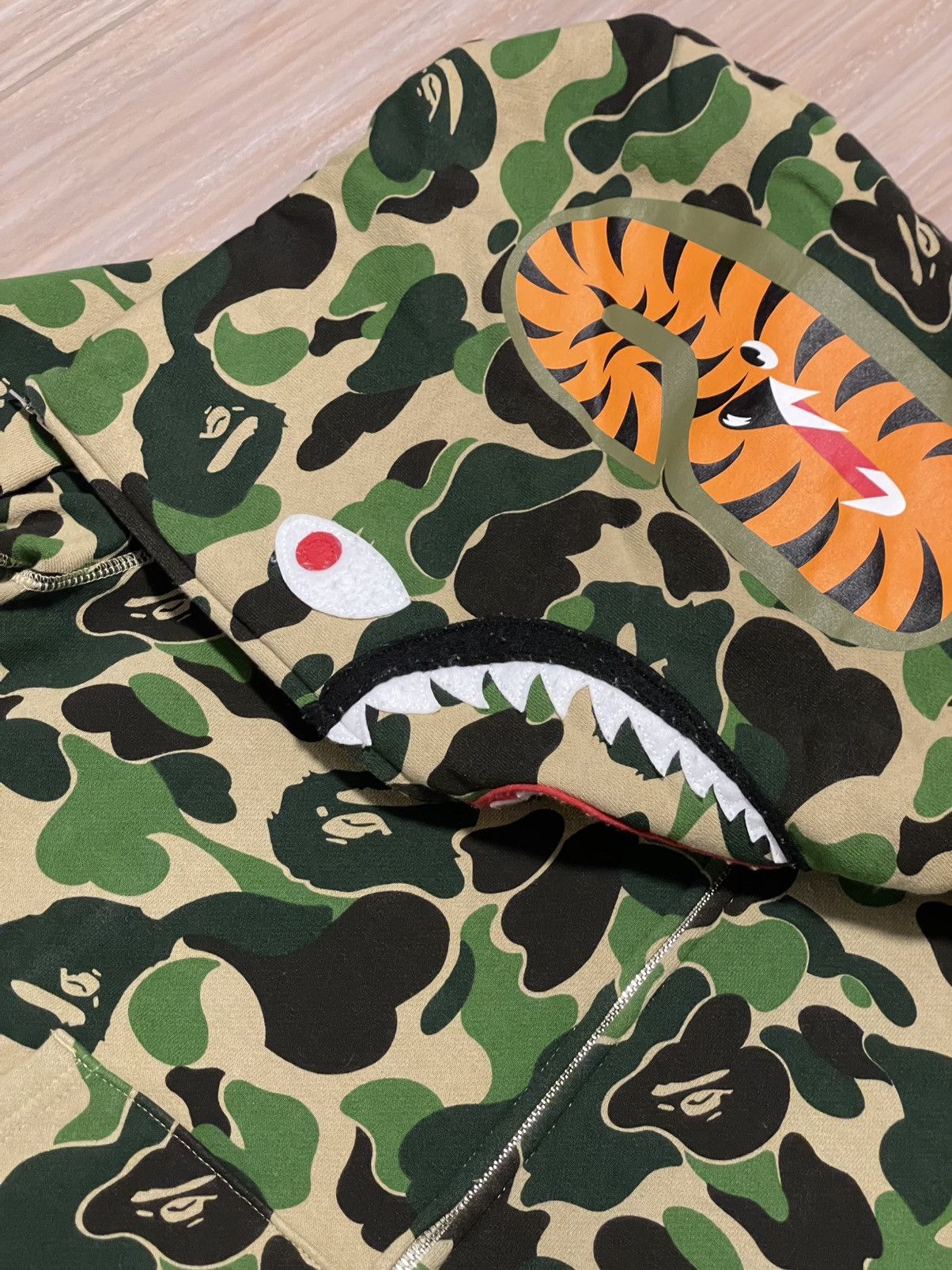 Bape ABC Camo Shark Full Zip Hoodie Size US XL / EU 56 / 4 - 4 Thumbnail