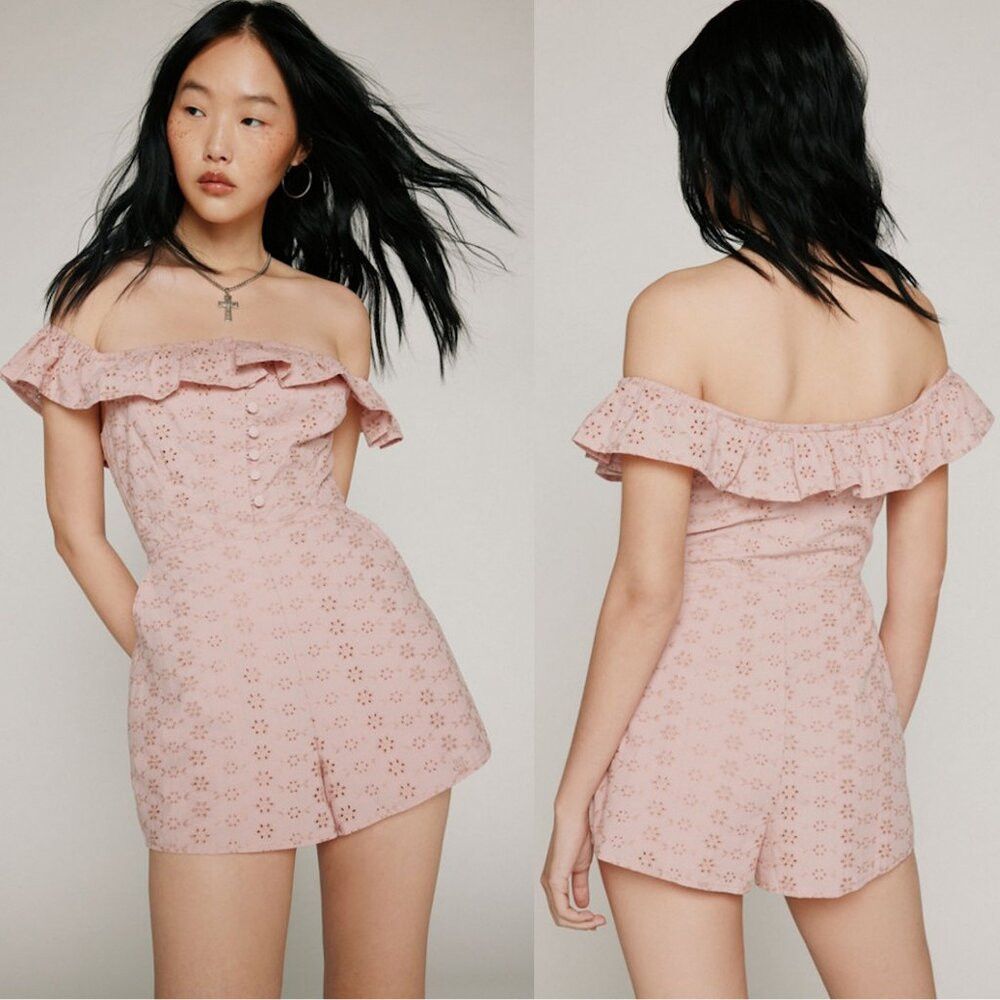Other New Kimchi Blue Jeena Eyelet Off-The-Shoulder Mauve Romper Size 32" / US 10 / IT 46 - 1 Thumbnail