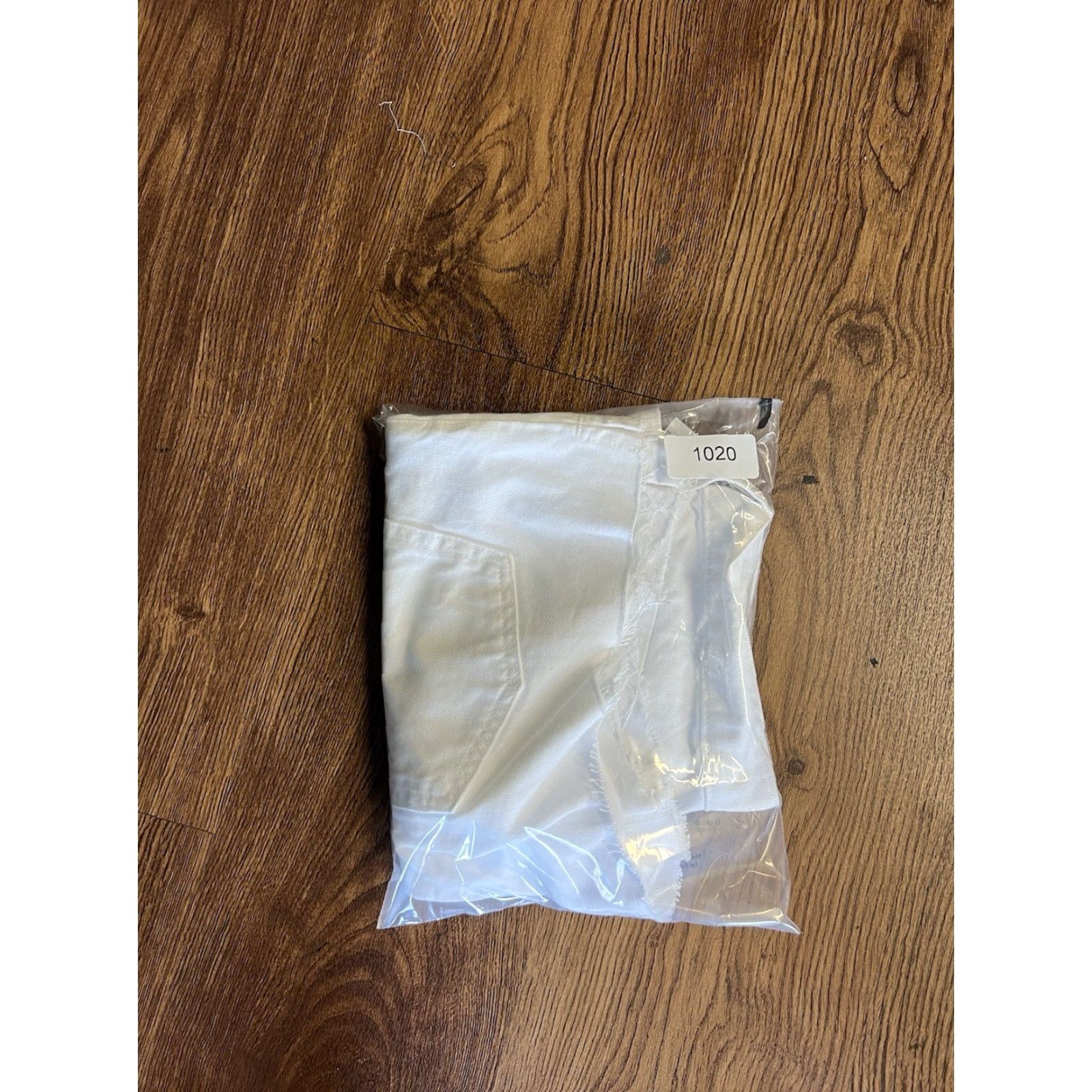 Gap GAP Womens Denim Shorts Size 8P Stride Cutoff Raw Hem White Summer NWT Denim Shorts 5-Pocket Womens Casual Summer NWT Size 30" / US 8 / IT 44 - 5 Thumbnail