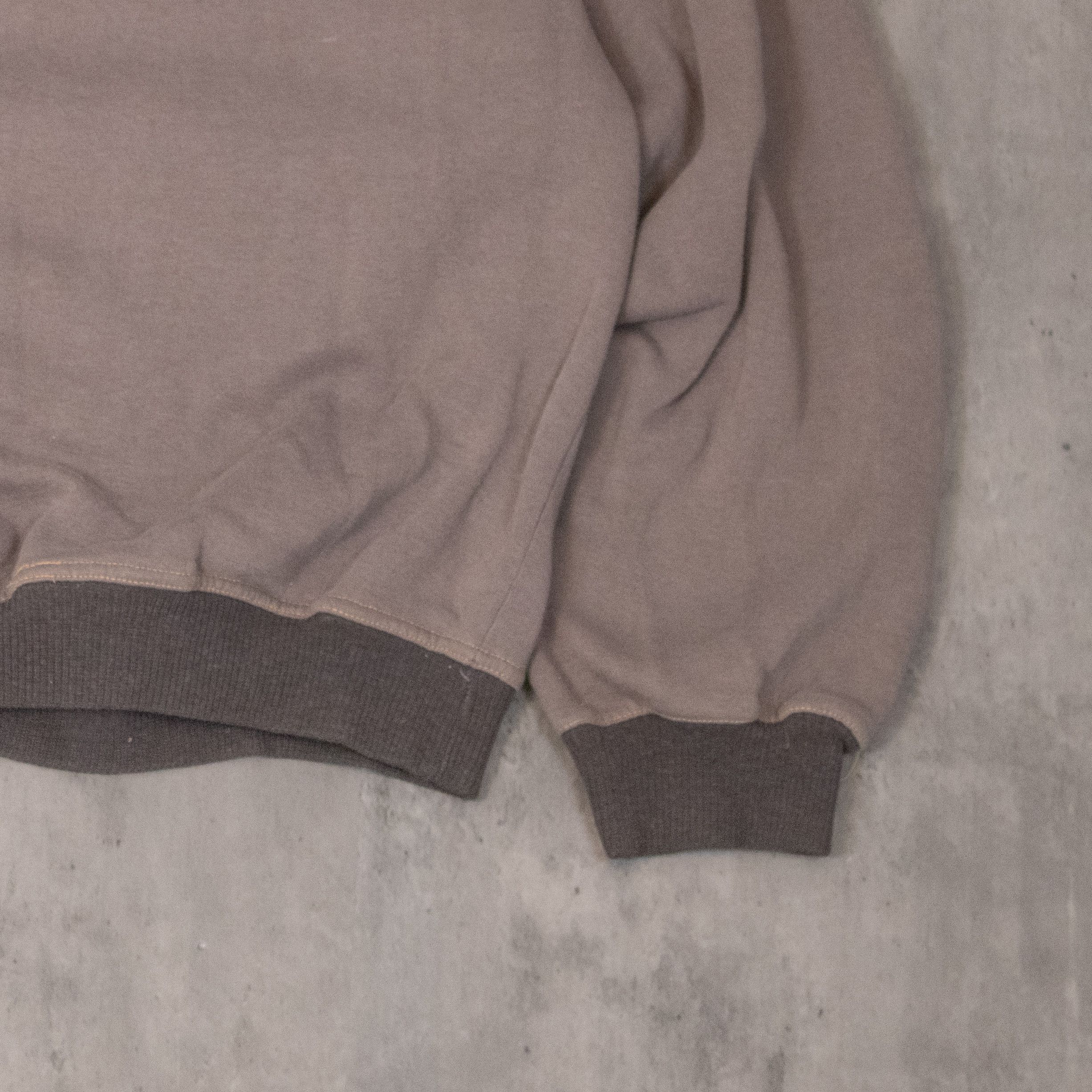 Vintage 1990s Johnson Homme Cropped and Boxy Crewneck Sweater Size US M / EU 48-50 / 2 - 5 Thumbnail