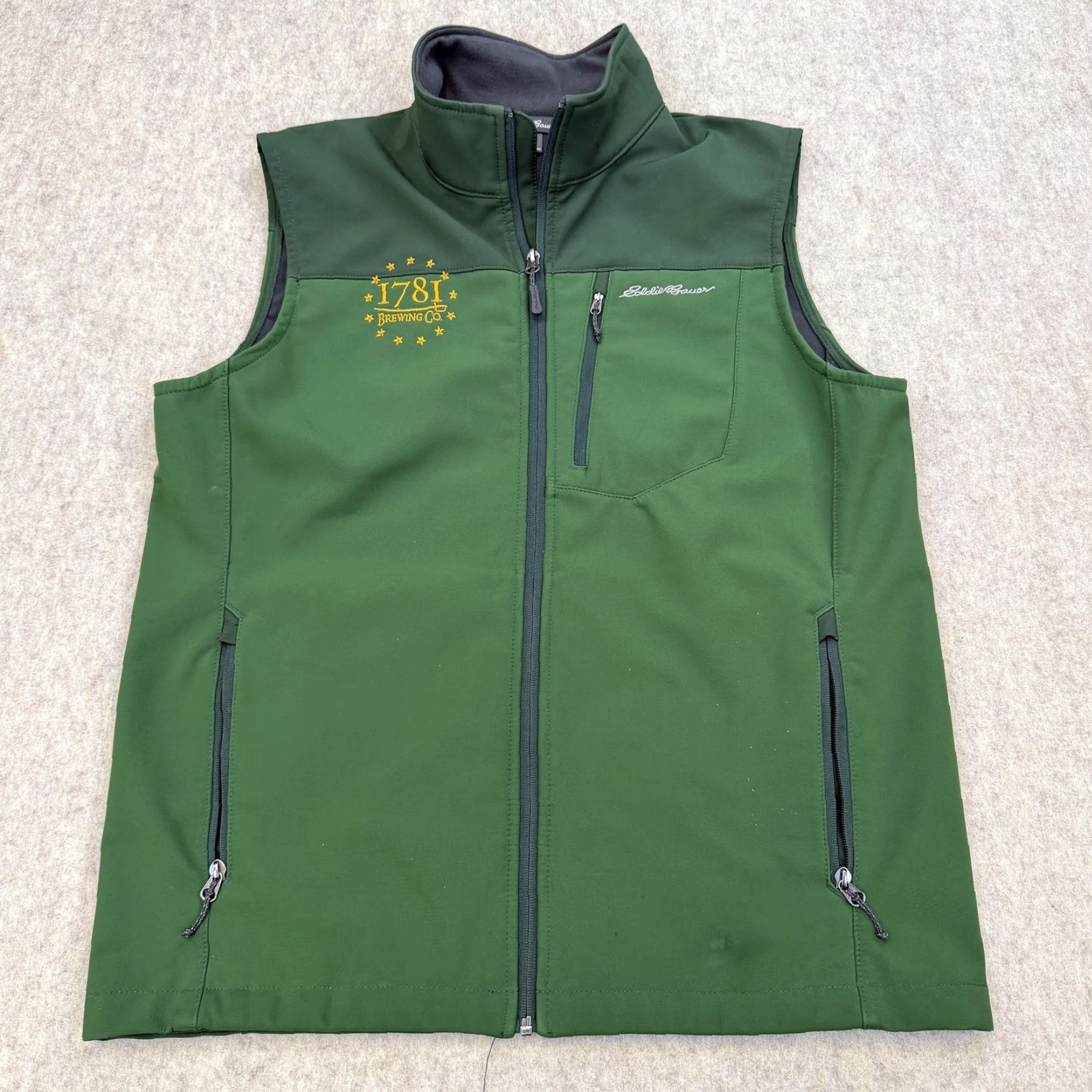 Eddie Bauer Eddie Bauer Vest Mens M Green Softshell Fleece 1781 Brewing Co Beer Zip Size US M / EU 48-50 / 2 - 4 Thumbnail