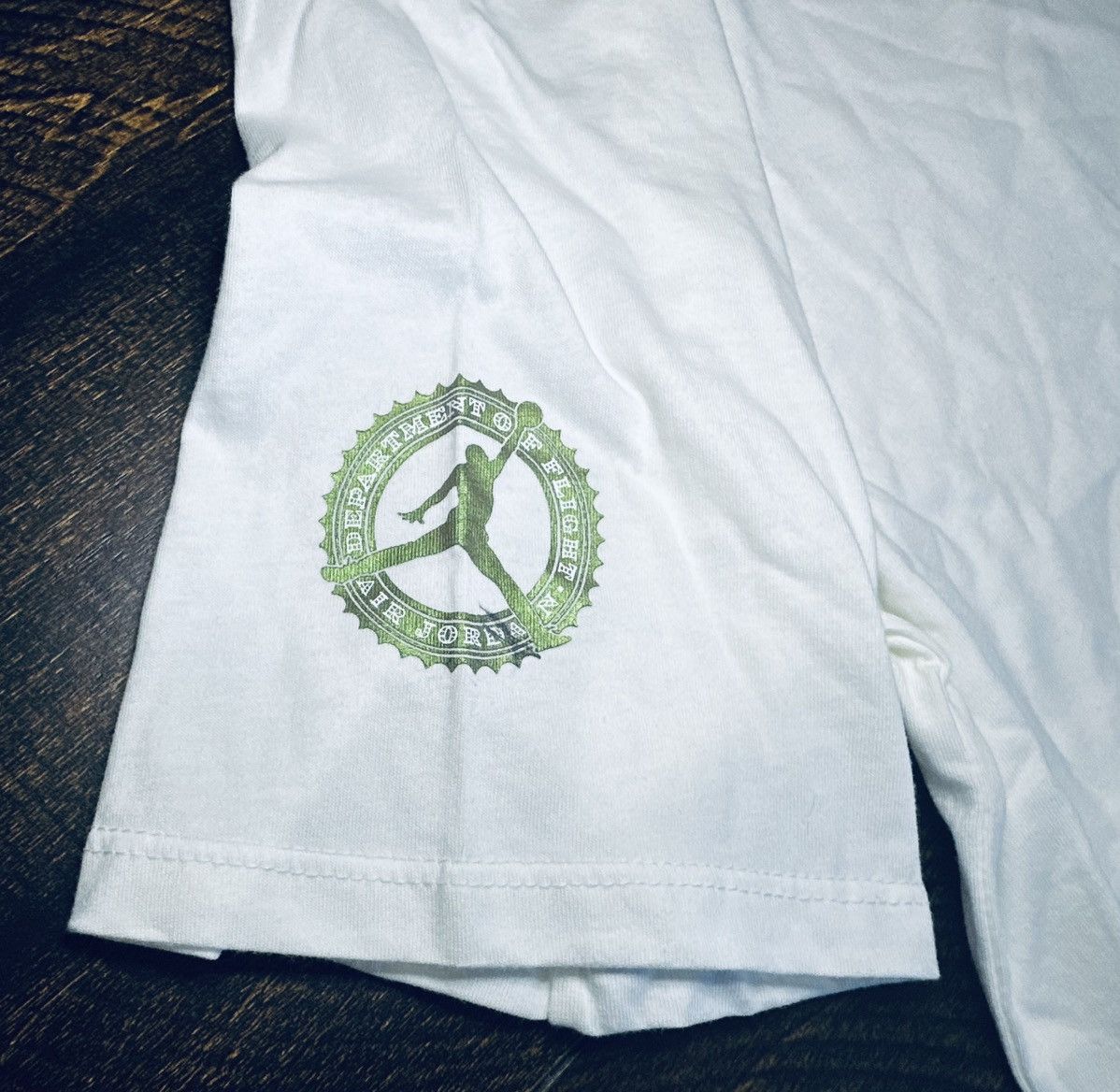 Nike NWT Jordan Pure Money Men's T-Shirt White-Size Medium-Spots- Size US M / EU 48-50 / 2 - 2 Thumbnail