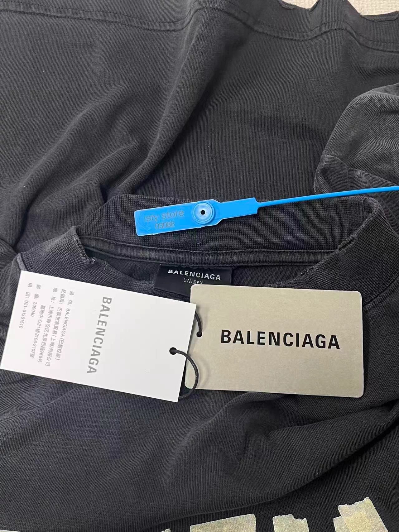 Balenciaga Balenciaga Tape Logo Print Cotton T-Shirt Grey M Size US M / EU 48-50 / 2 - 4 Thumbnail