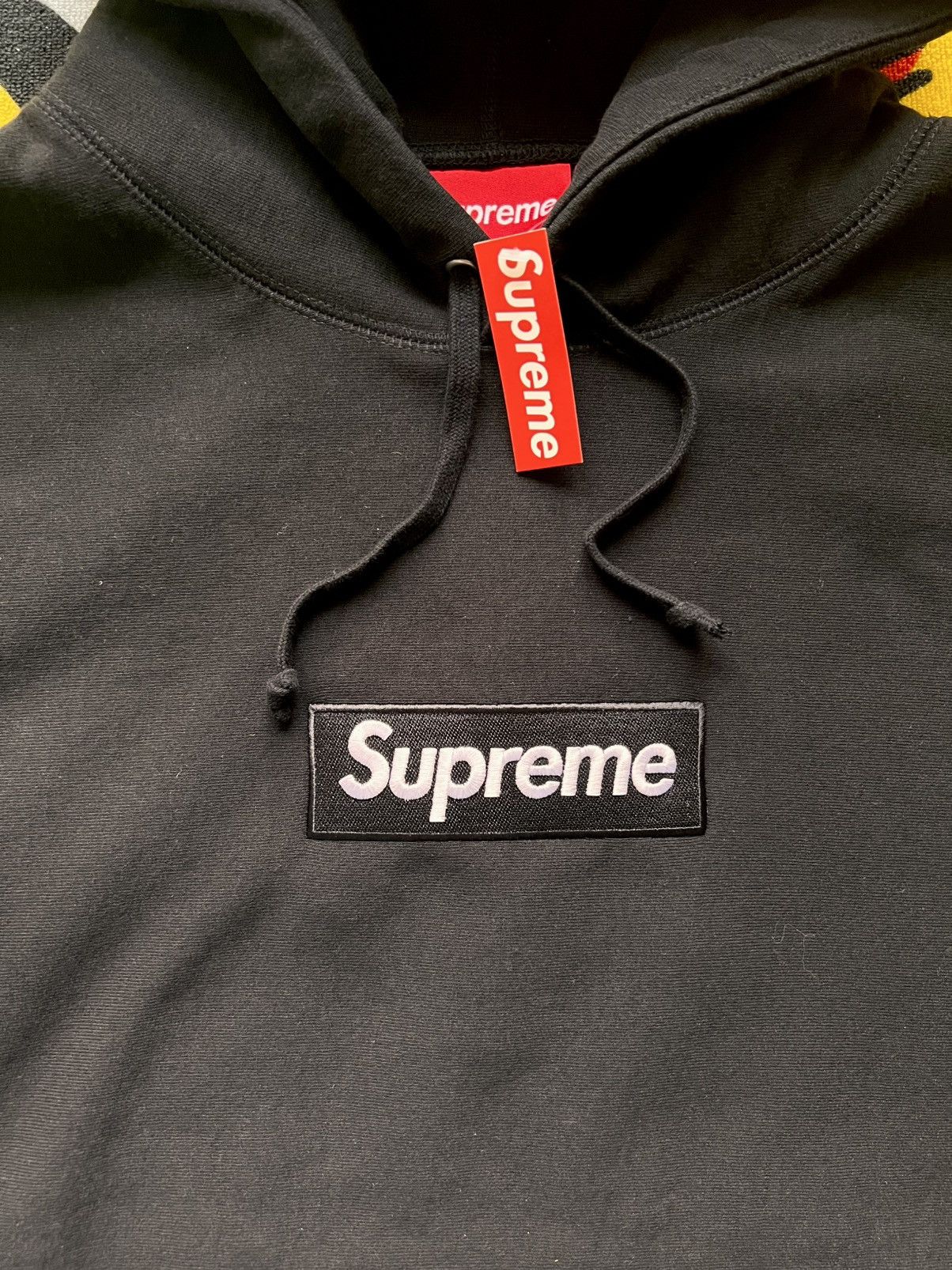 Supreme XXL Supreme Box Logo Hooded Sweatshirt – Black (FW25) Size US XXL / EU 58 / 5 - 8 Thumbnail
