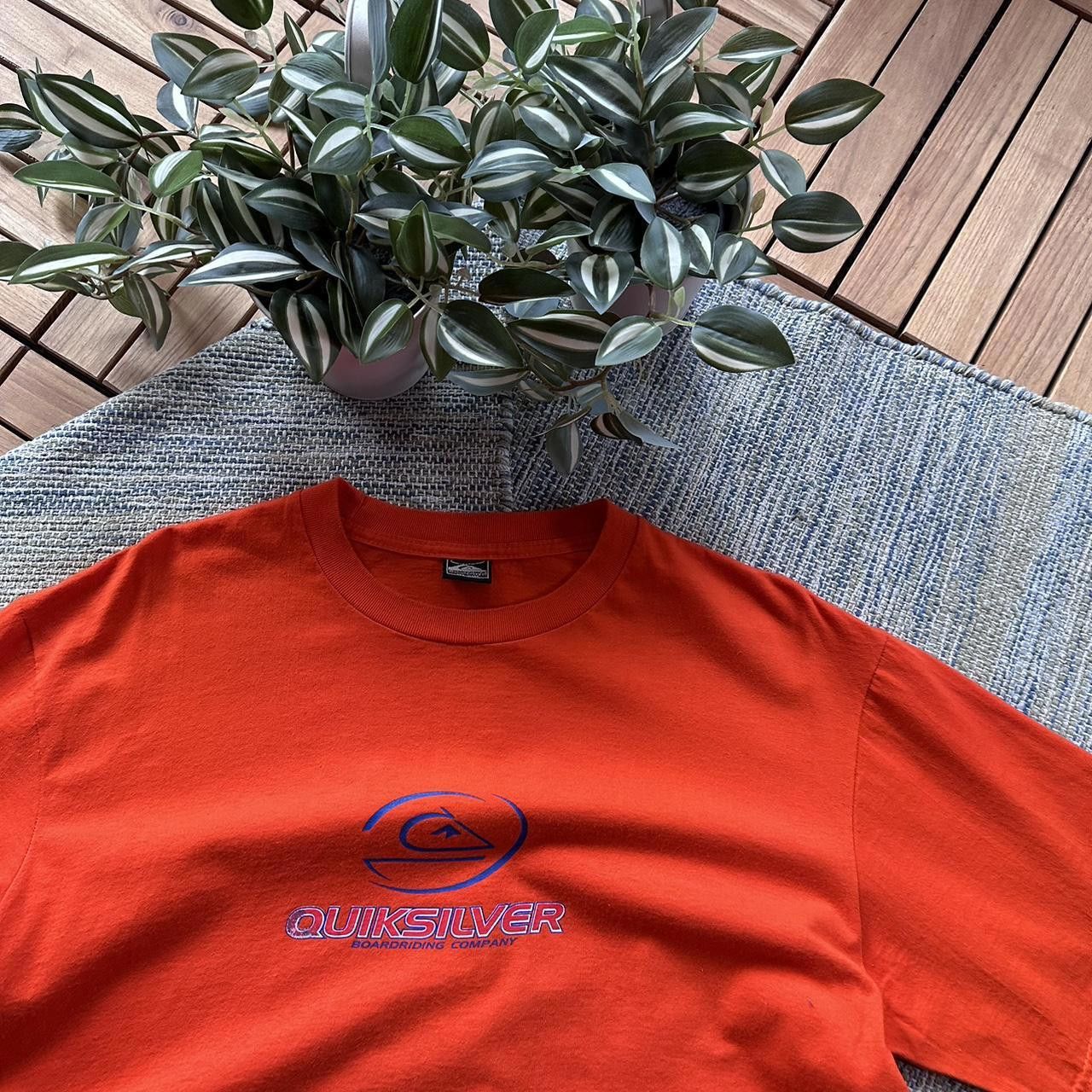 Quiksilver Vintage Y2K Quiksilver Surfwear Big Logo Tee T-shirt Size US L / EU 52-54 / 3 - 3 Thumbnail