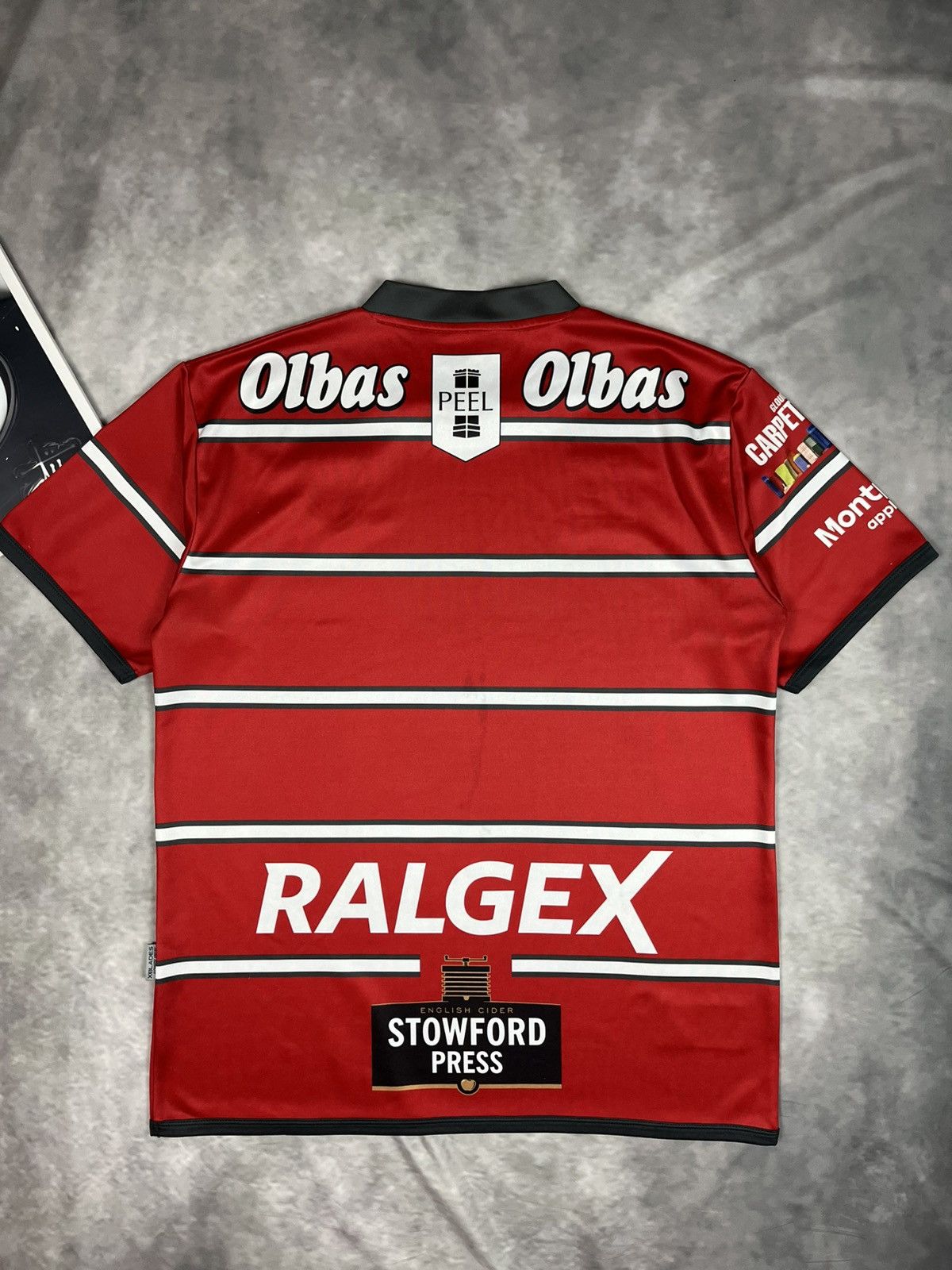 Other Gloucester Rugby Home Shirt 2018/19 – A Cherry & White Class Size US L / EU 52-54 / 3 - 4 Thumbnail