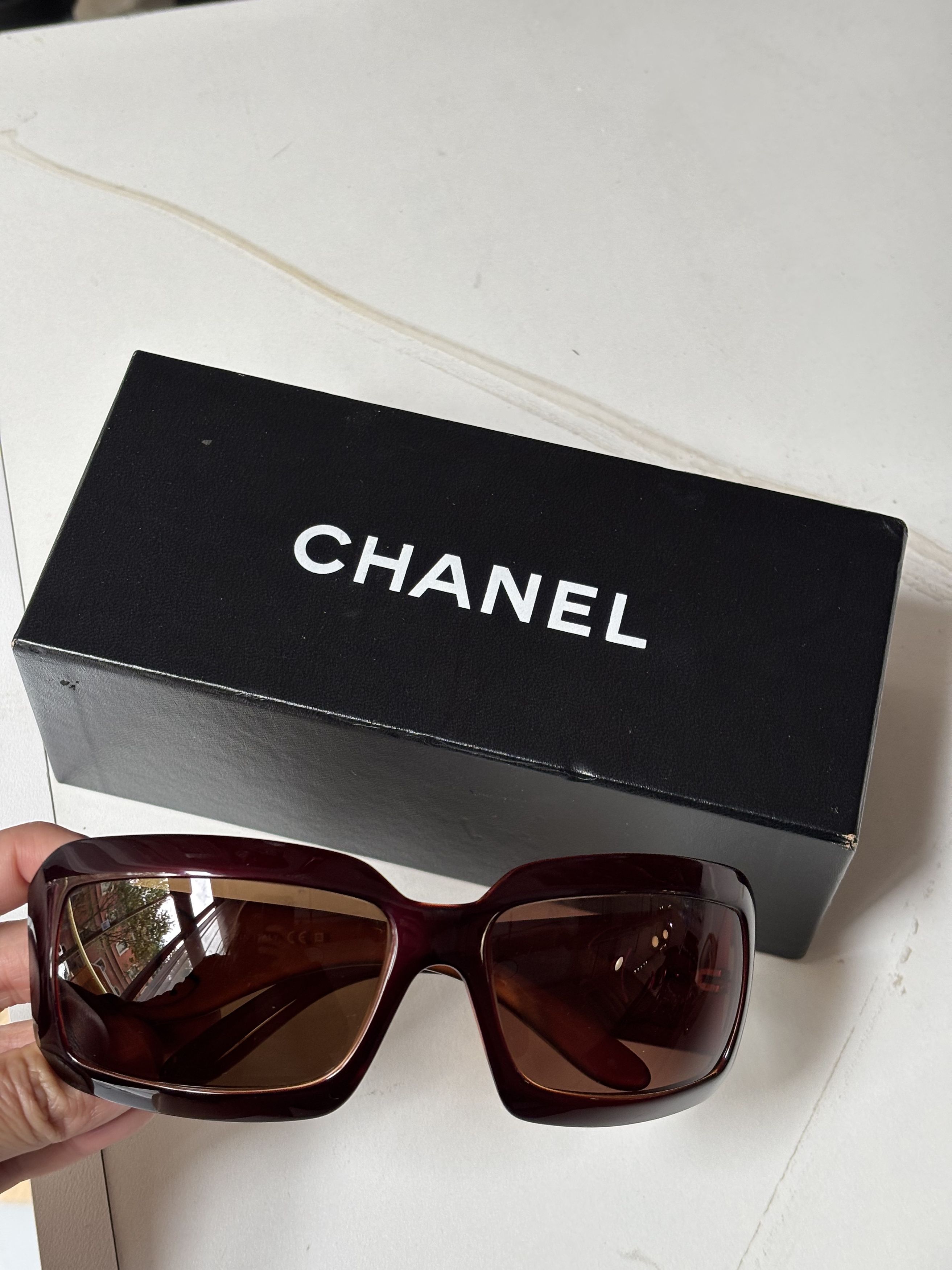 Chanel CHANEL Sunglasses 6022-Q LOGO MOTHER OF PEARL 5076 Size ONE SIZE - 3 Thumbnail