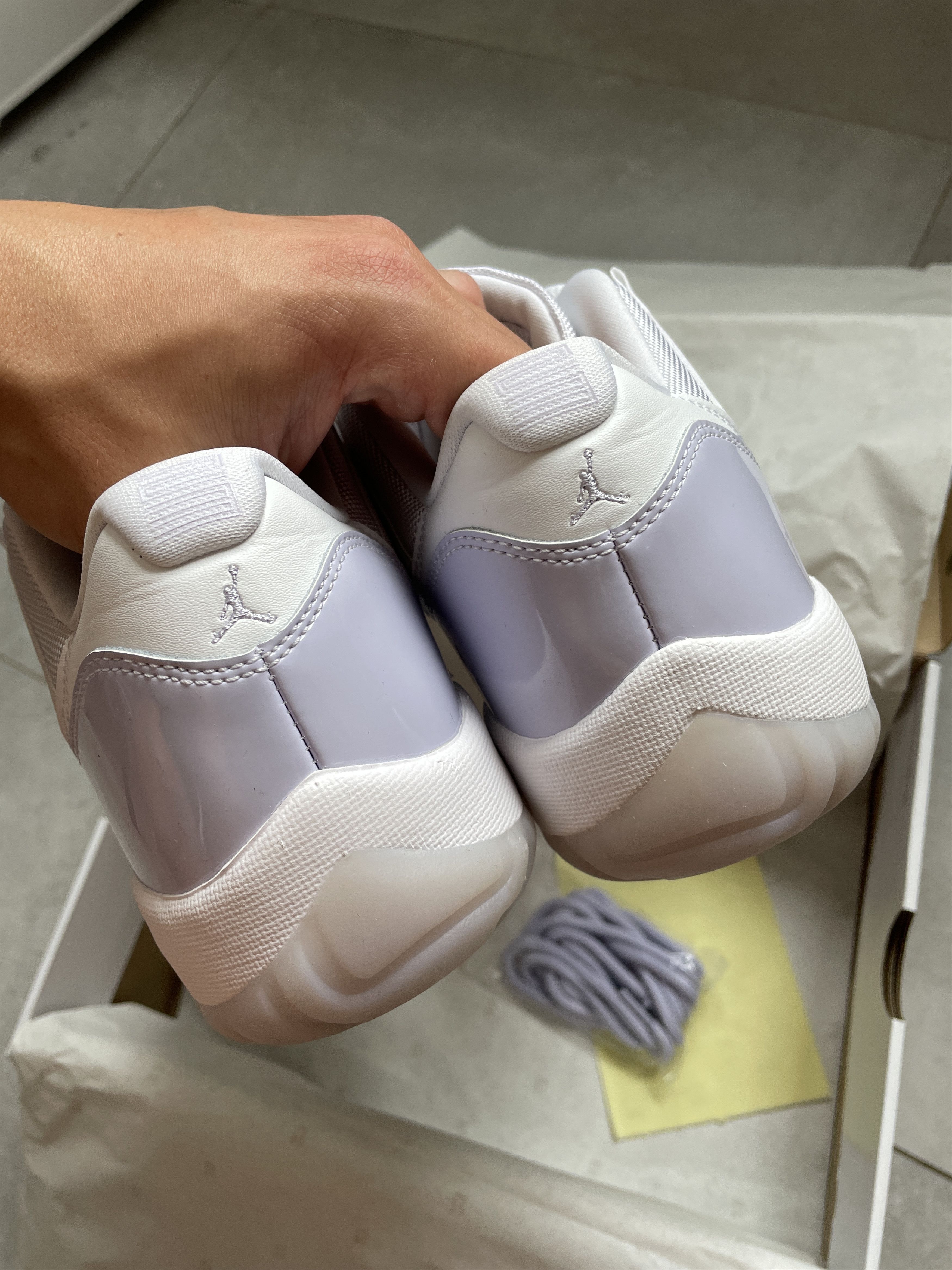 Jordan Brand AIR JORDAN 11 XI RETRO PURE VIOLET LOW TOP SNEAKERS Size US 10.5 / EU 43-44 - 6 Thumbnail
