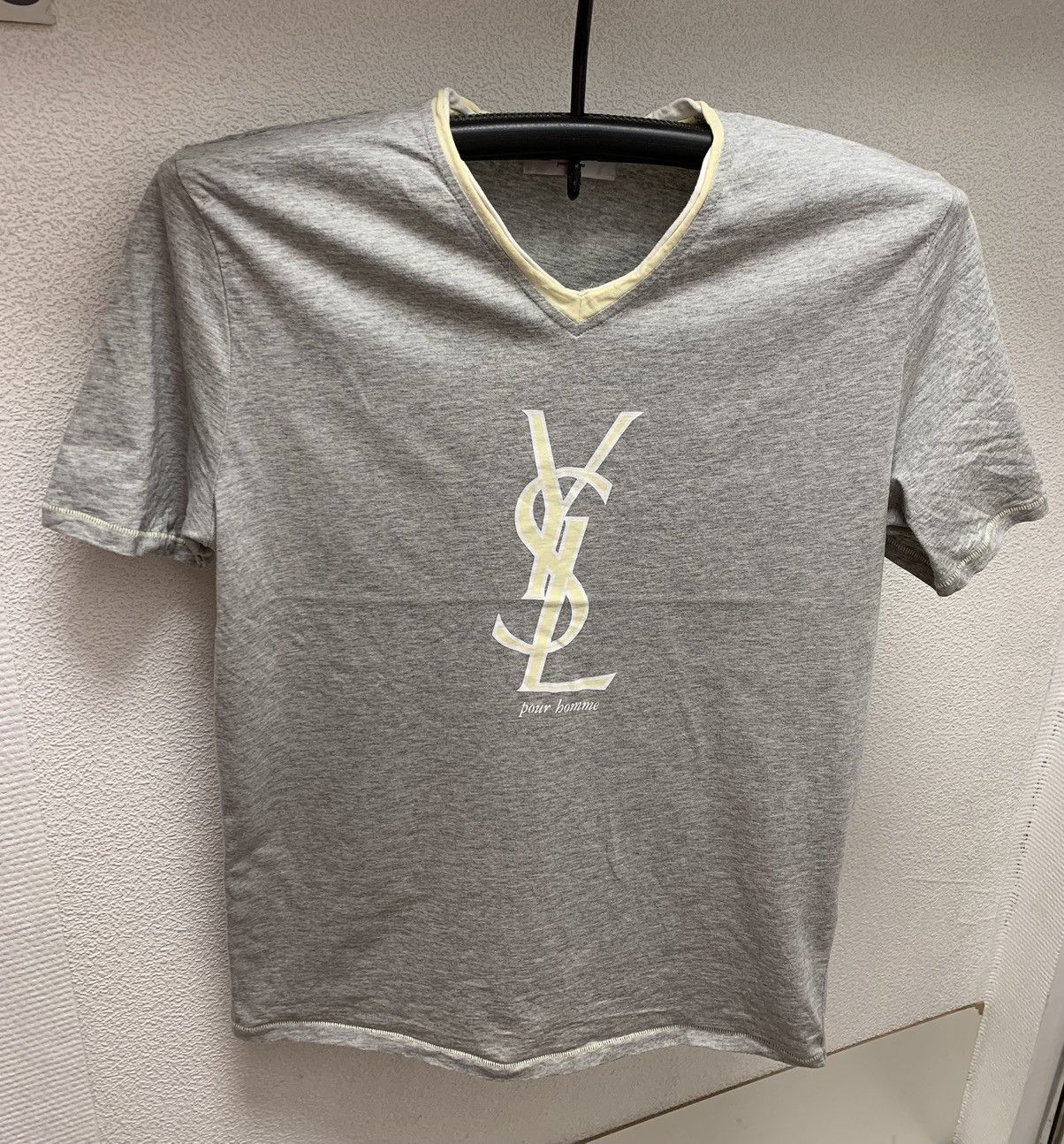 Yves Saint Laurent YSL big logo t-shirt M-L sz 