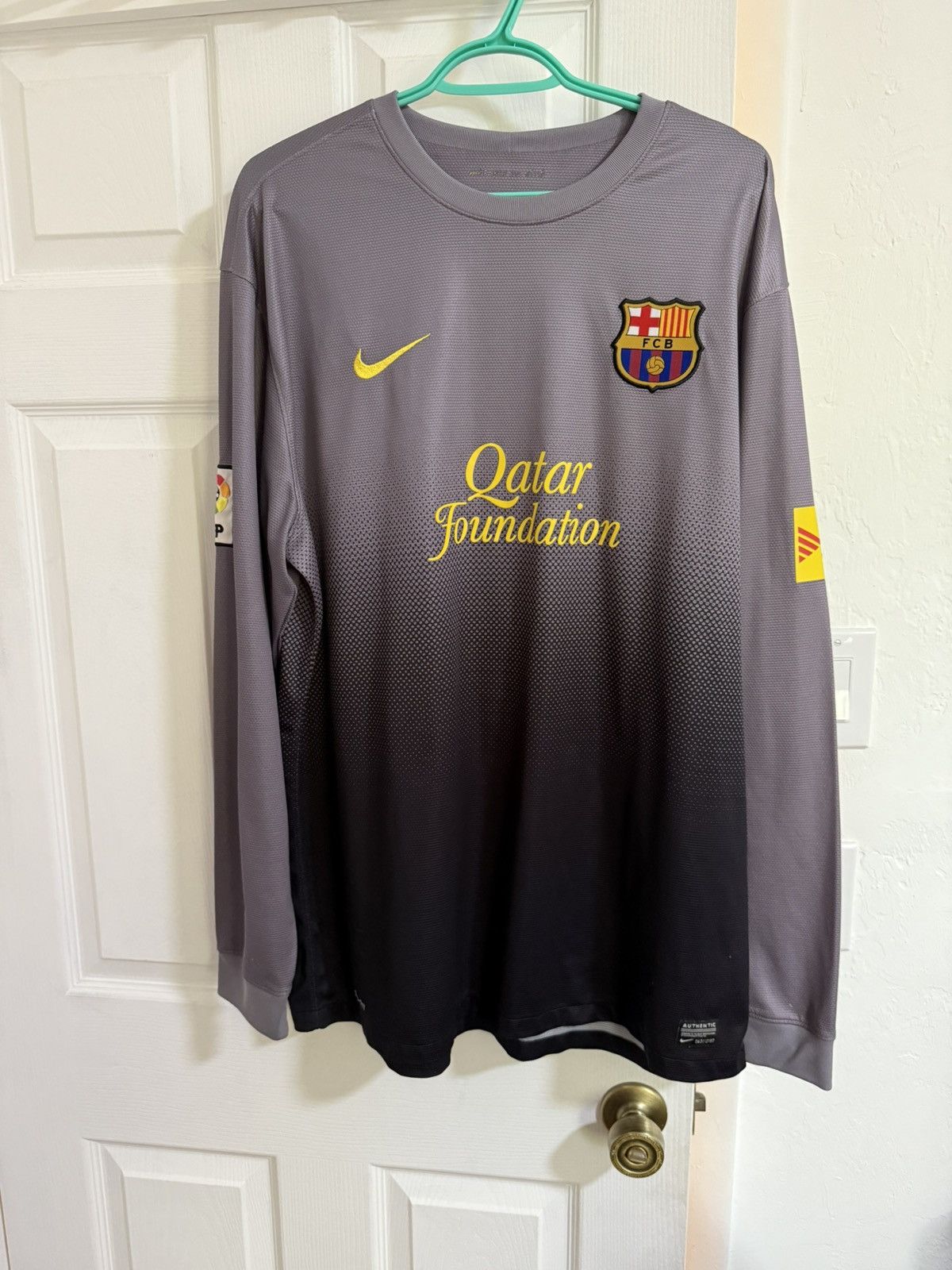 Nike Nike Barcelona 2012/13 GK jersey Size US XXL / EU 58 / 5 - 1 Thumbnail