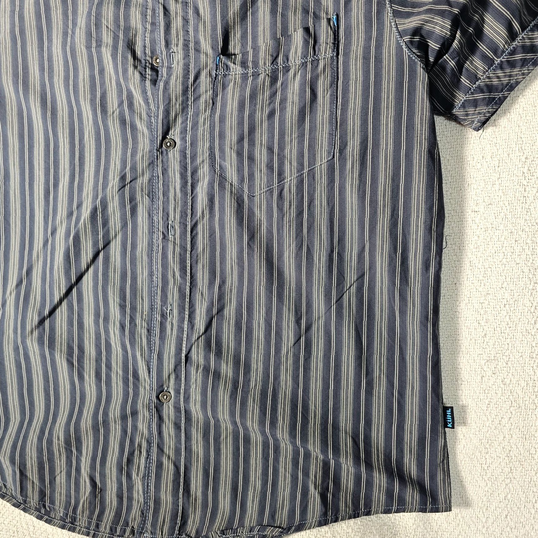 Vintage Kuhl Men's Medium Navy Stripe Nylon Hiking Shirt Button Up Short Sleeve Pocket Size US M / EU 48-50 / 2 - 3 Thumbnail