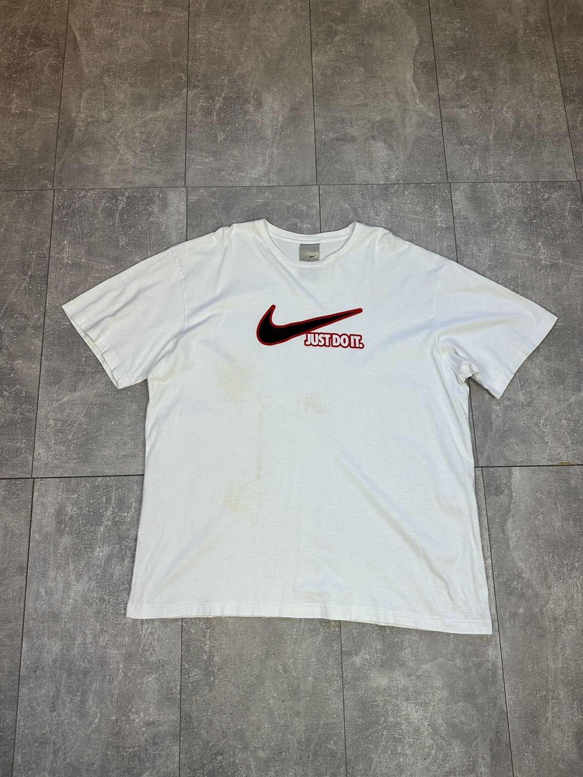 Vintage Men’s vintage Nike tee overprint logo y2k drill Size US XXL / EU 58 / 5 - 1 Thumbnail