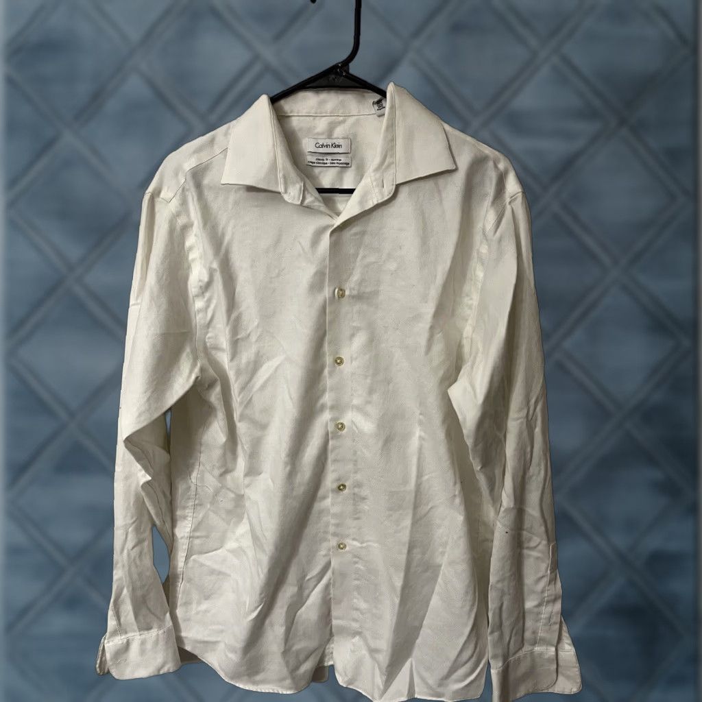 Calvin Klein Calvin Klein Dress Shirt Classic Fit Regular Non-Iron White 100% Cotton Size 16 Long Sleeve Mens Size US L / EU 52-54 / 3 - 1 Thumbnail