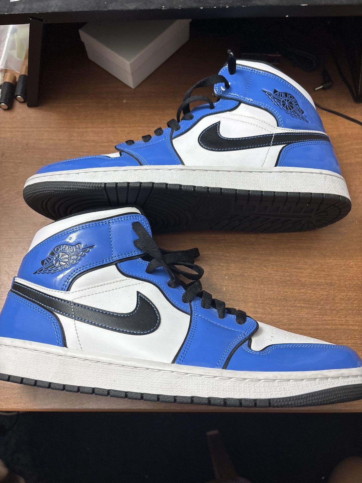 Jordan Brand jordan 1 mid Size US 11.5 / EU 44-45 - 5 Thumbnail