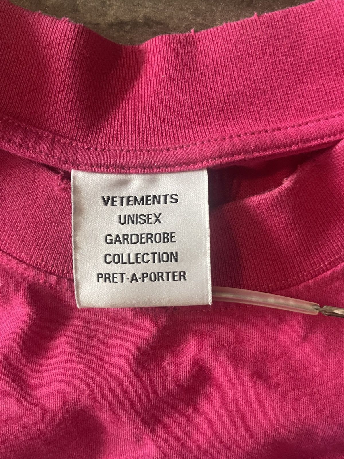 Vetements Vetements Jesus Love You Distressed Shirt Size US XS / EU 42 / 0 - 5 Thumbnail