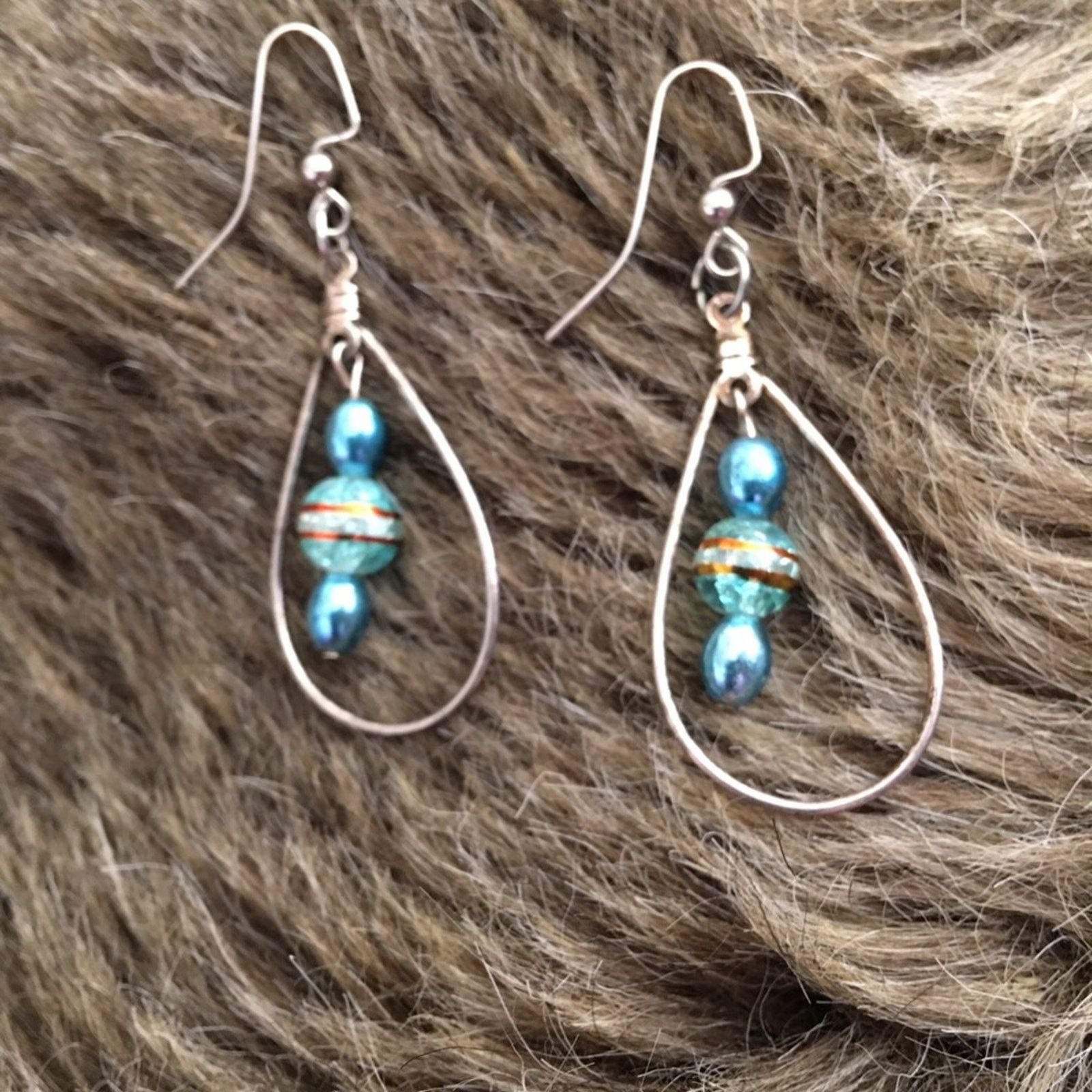 Vintage Vintage crackle bead fish hook dangle earrings Size ONE SIZE - 4 Thumbnail