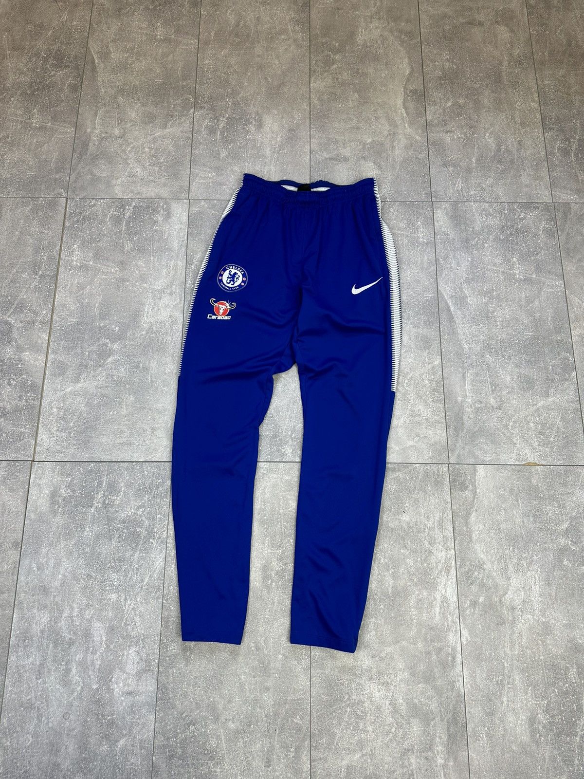 Nike Men’s Nike Chelsea soccer pants Size US 30 / EU 46 - 1 Thumbnail