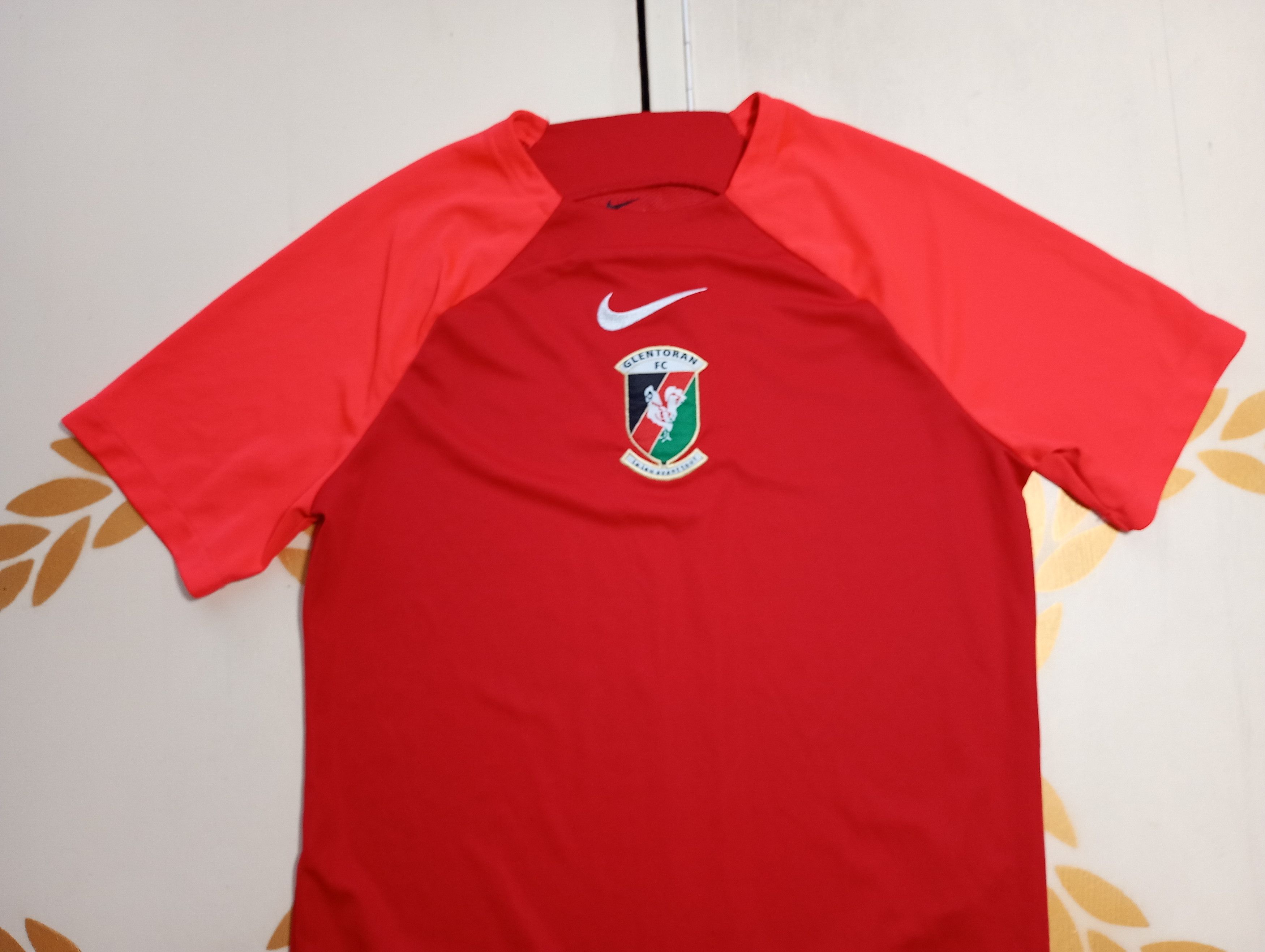Nike Nike Glentoran FC Training Jersey 2022-2023 Size US M / EU 48-50 / 2 - 4 Thumbnail