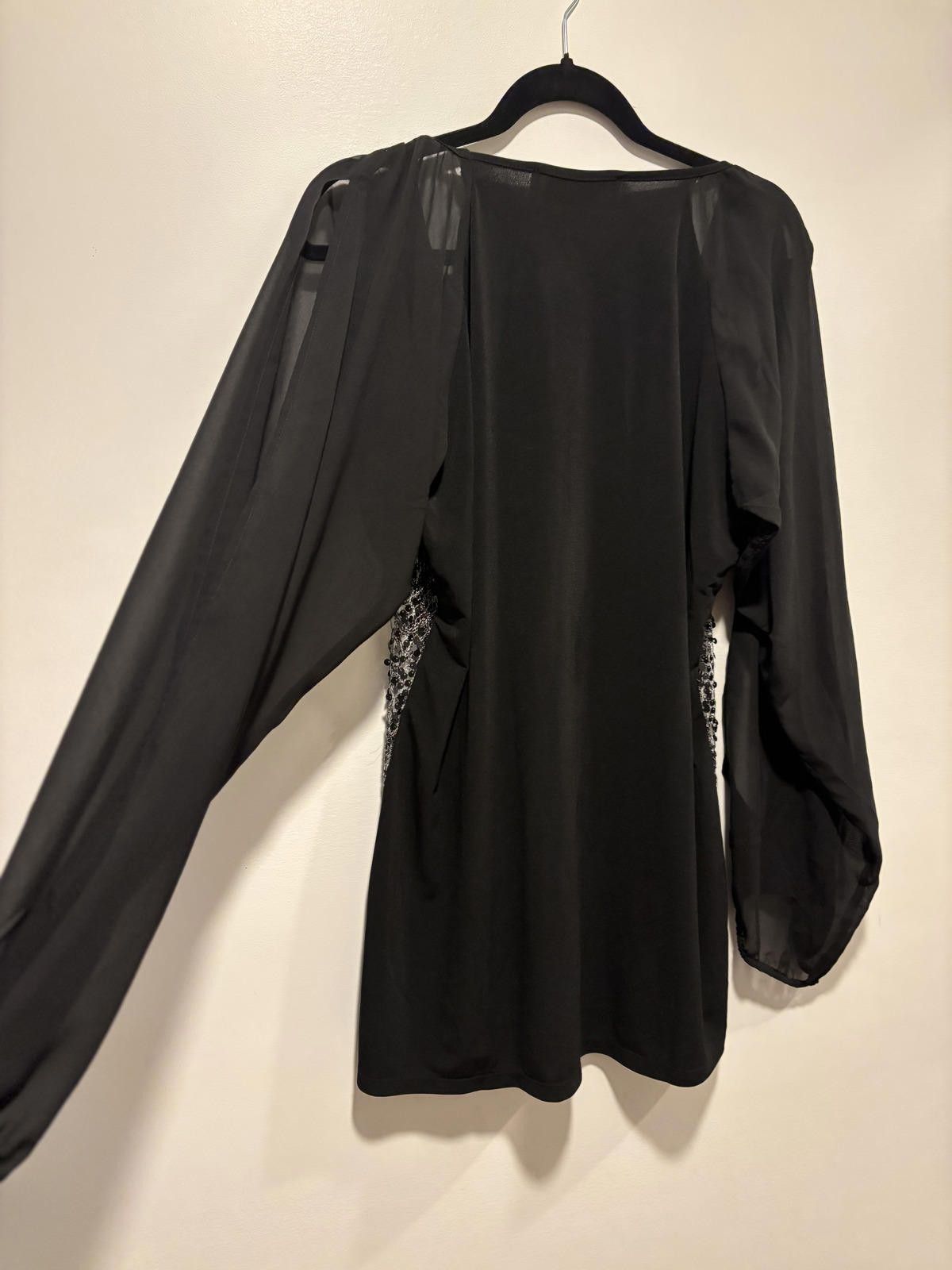 Other Badgley Mishka Navy Sequin and Chiffon Sleeve Blouse Size M / US 6-8 / IT 42-44 - 8 Thumbnail