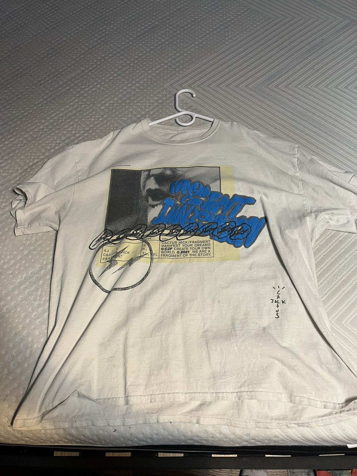 Fragment Design × Jordan Brand × Travis Scott Fragment of Imagination Travis Scott Tee Size US XL / EU 56 / 4 - 1 Thumbnail