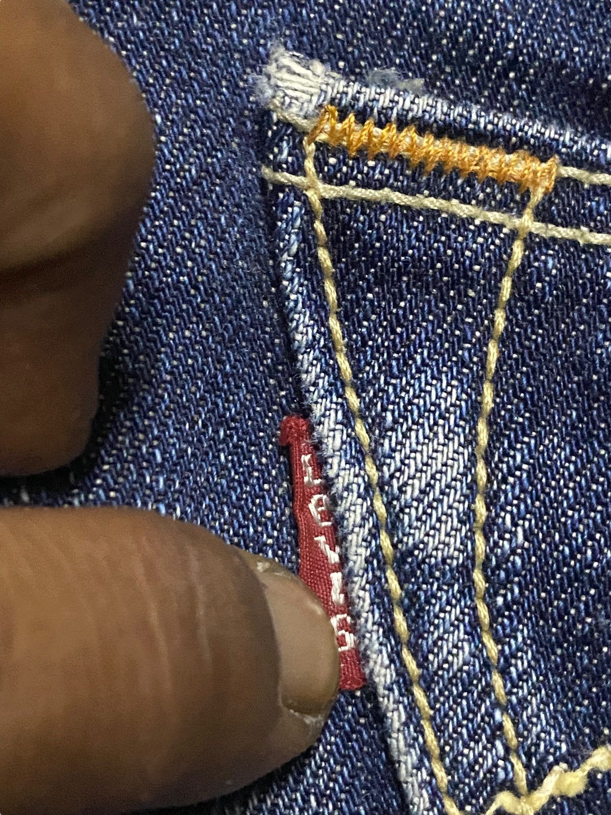 Levi's Vintage Levis 503 Faded Wash Distressed Baggy Jeans Size US 32 / EU 48 - 13 Thumbnail